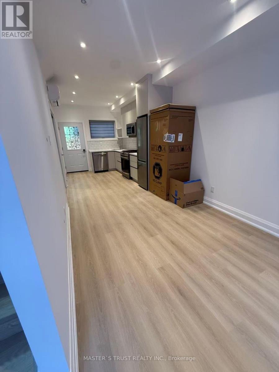 Unit4 - 370 Lippincott Street, Toronto, Ontario  M5S 2P7 - Photo 2 - C14096350
