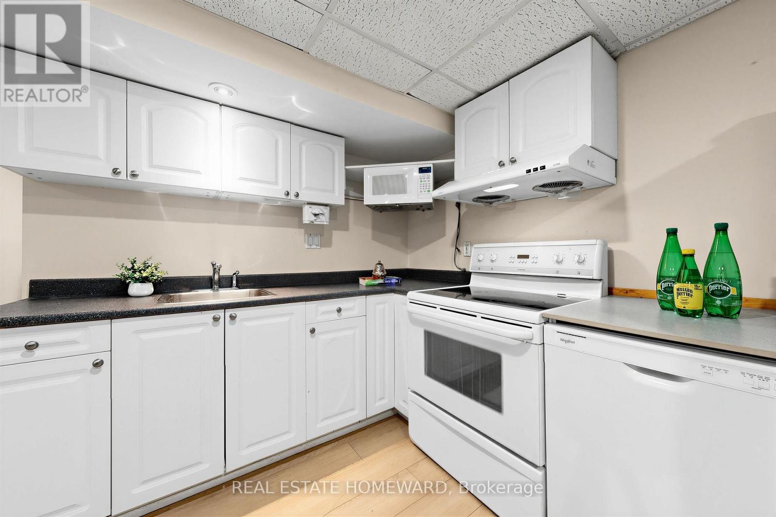 621 Byron Street S, Whitby, Ontario  L1N 4R6 - Photo 38 - E14096362
