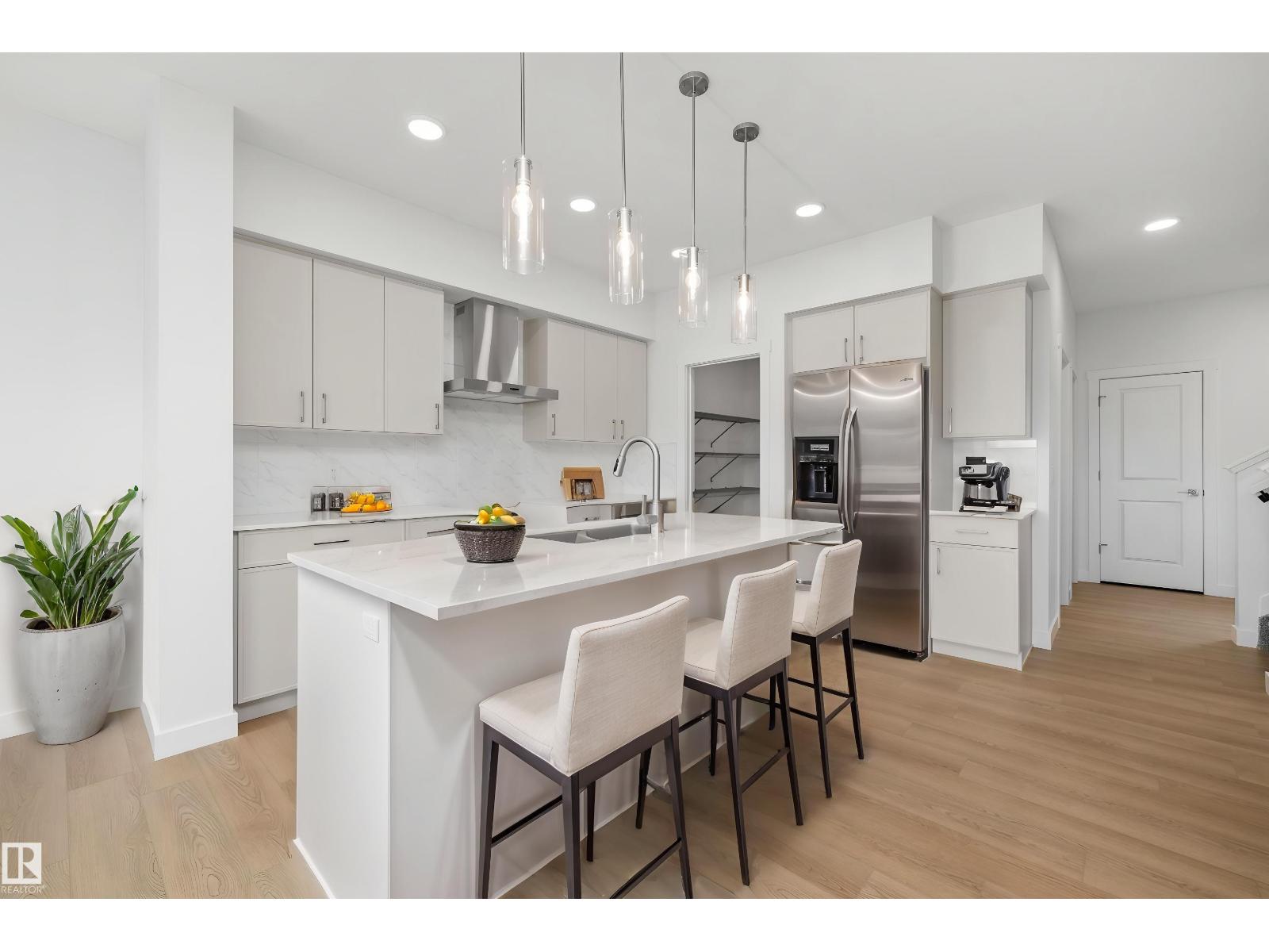 19003 24 Av NW, Edmonton, Alberta  T6M 3L3 - Photo 12 - E4493087