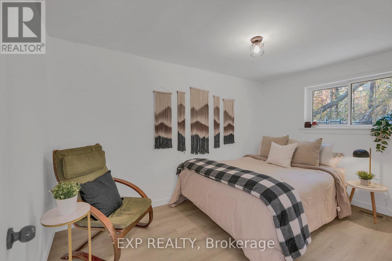 20194 Main Street, Caledon, Ontario  L7K 1P7 - Photo 15 - W14096330
