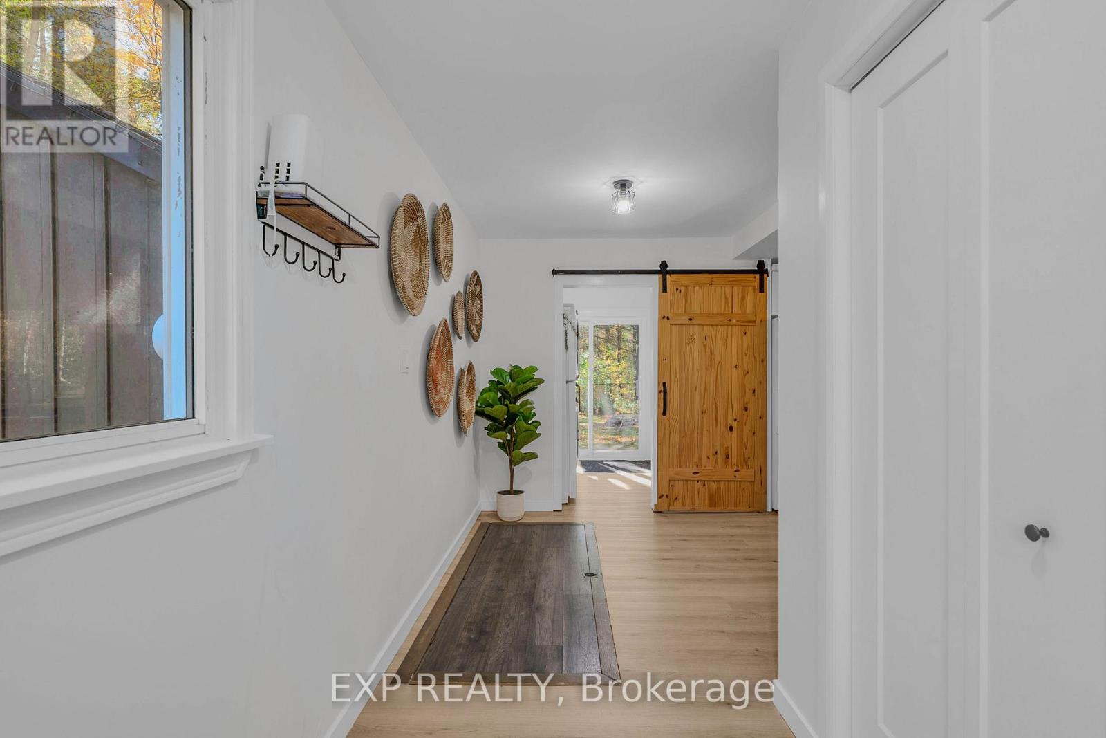 20194 Main Street, Caledon, Ontario  L7K 1P7 - Photo 4 - W14096330