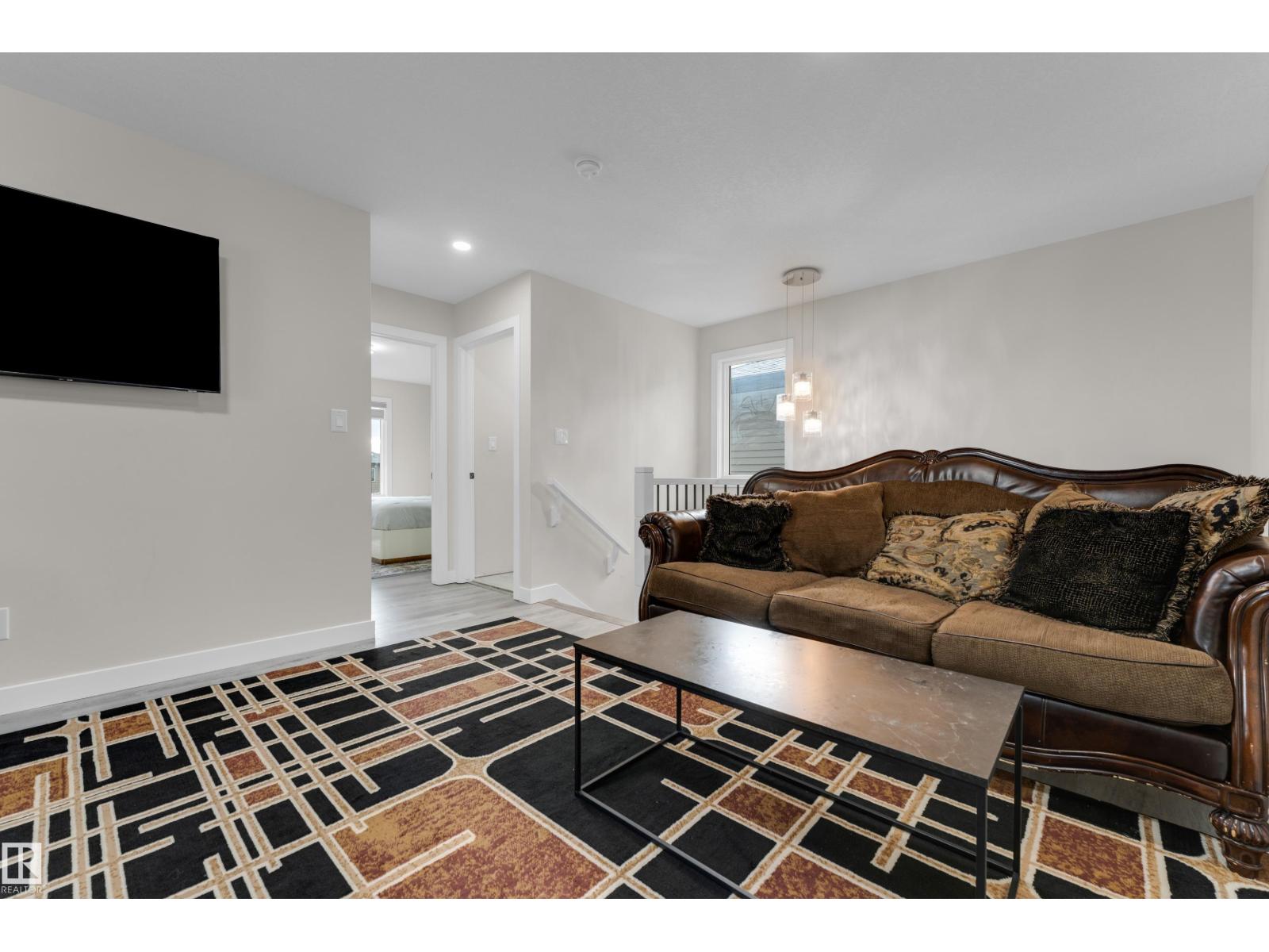 6019 180 AV NW