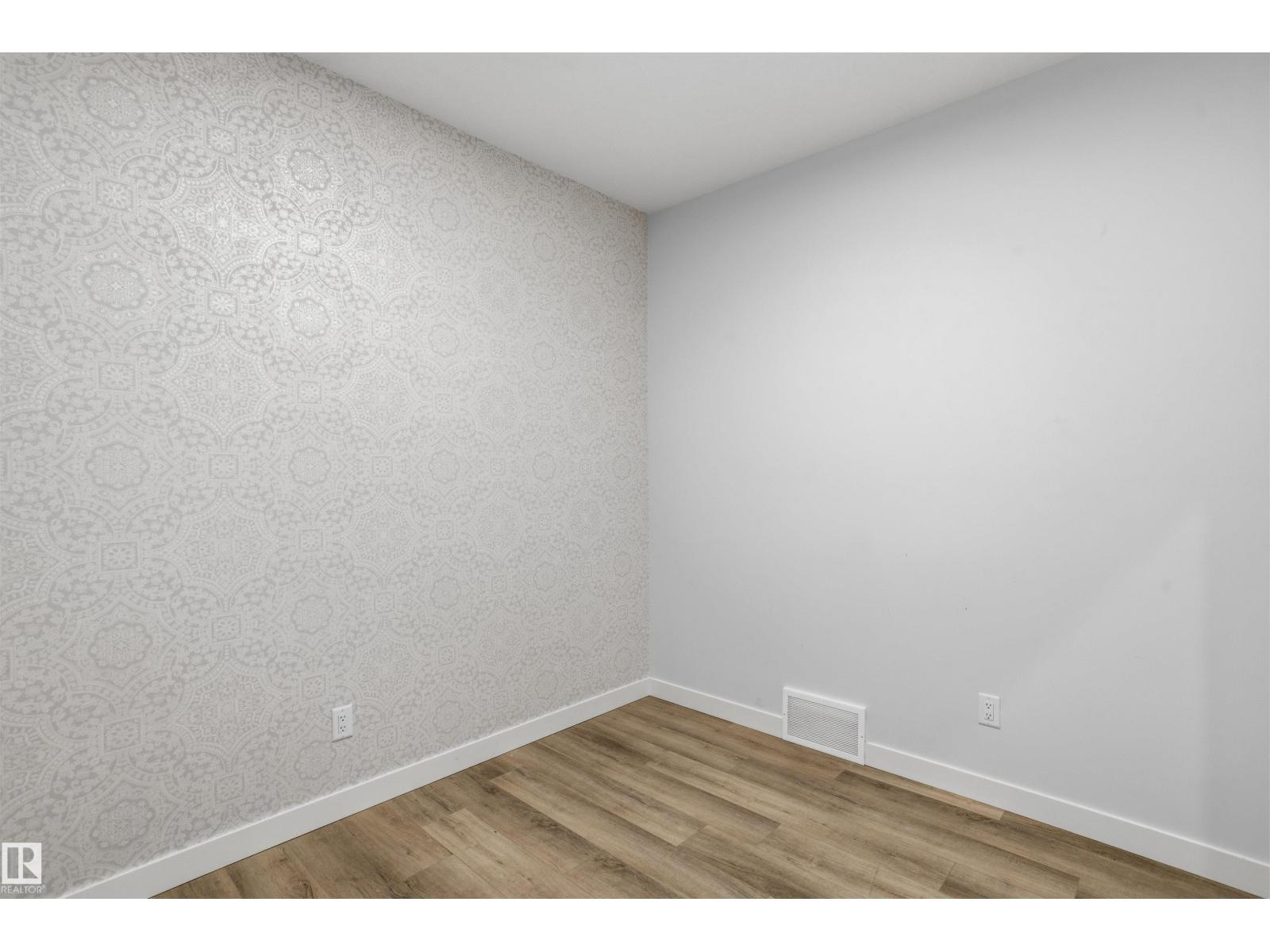 2045 209a St Nw, Edmonton, Alberta  T6M 3C8 - Photo 11 - E4513413