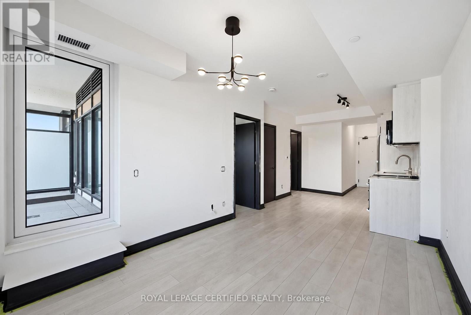 212 - 8010 Derry Road, Milton, Ontario  L9T 9N3 - Photo 7 - W13886666