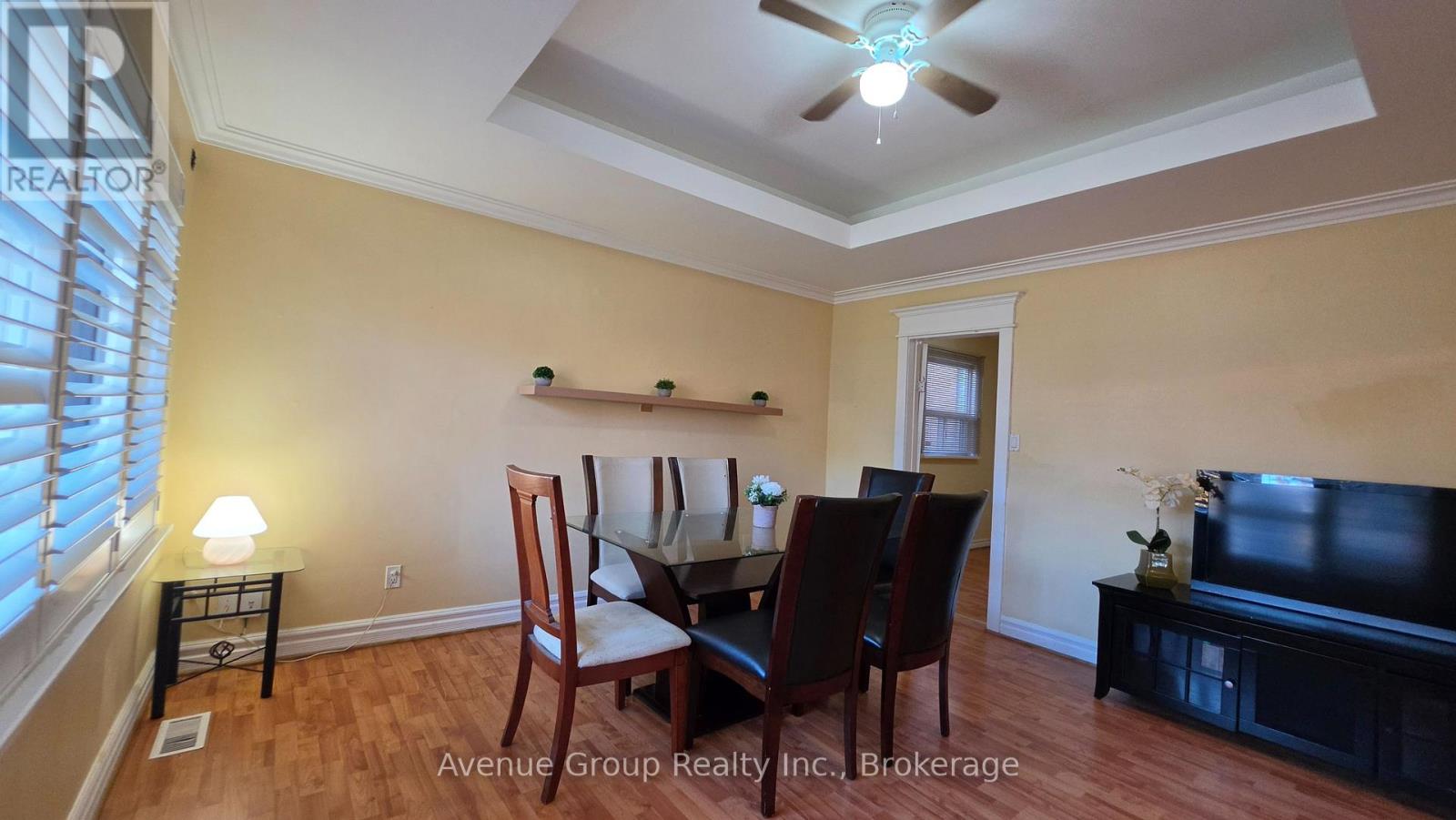 Main - 82 Caines Avenue, Toronto, Ontario M2R 2L3 - Photo 7 - C14096388