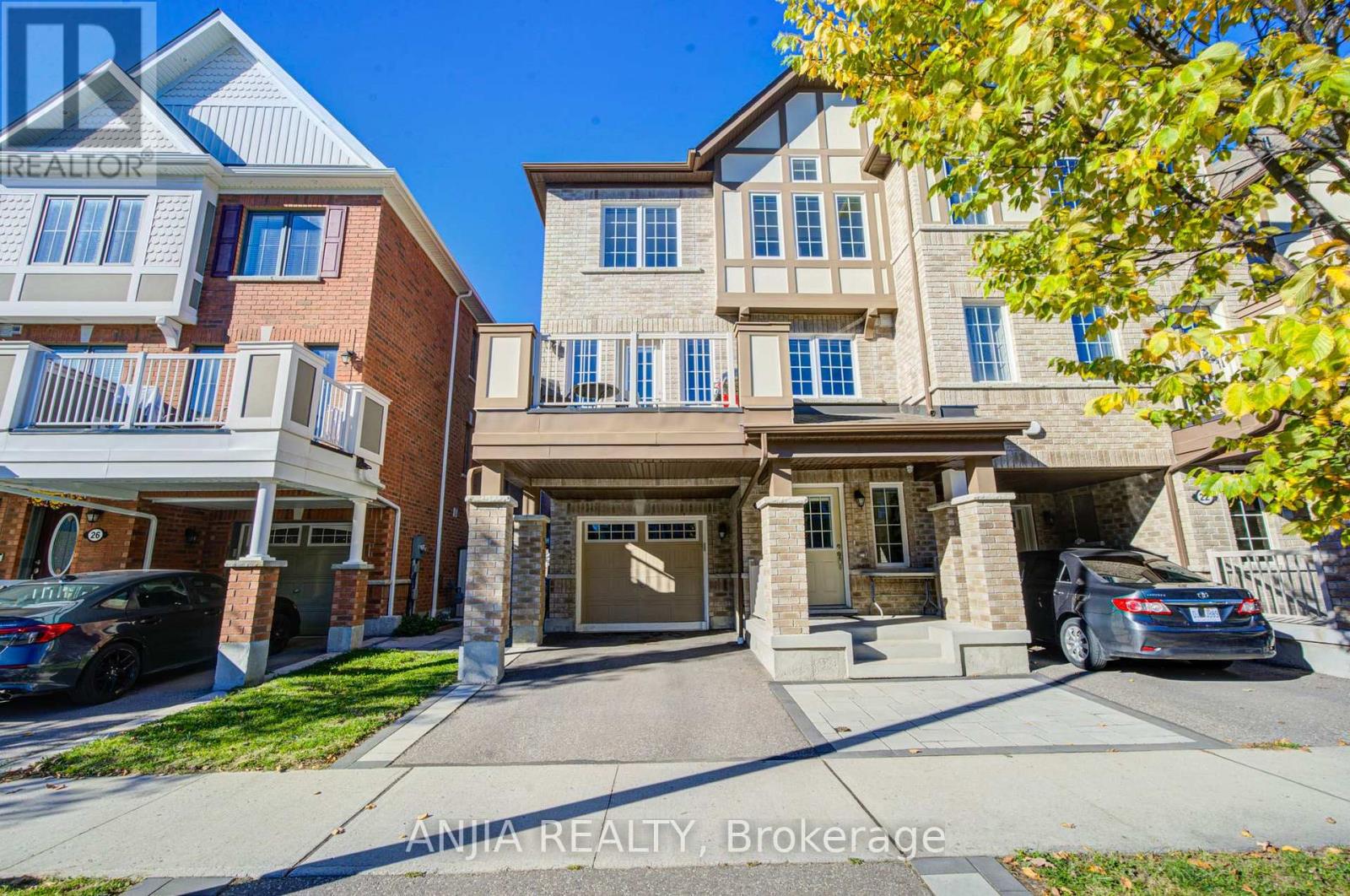 24 GOLDEYE STREET, Whitby, Ontario