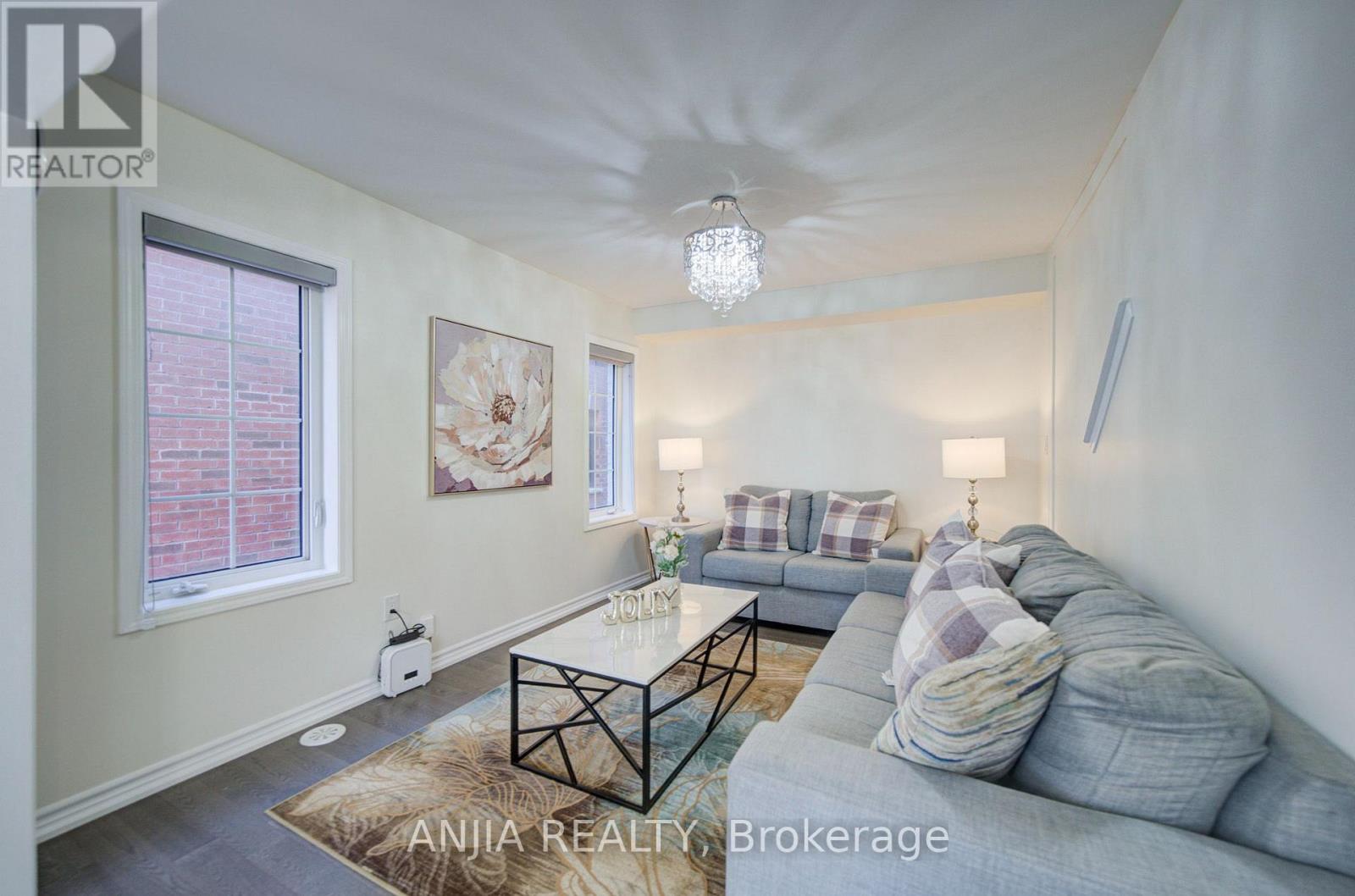 24 Goldeye Street, Whitby, Ontario  L1P 0E5 - Photo 15 - E14096382