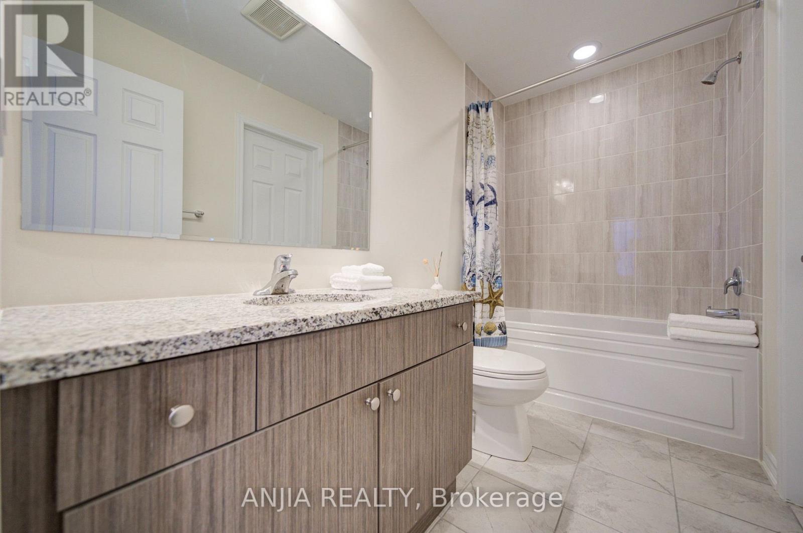24 Goldeye Street, Whitby, Ontario  L1P 0E5 - Photo 32 - E14096382