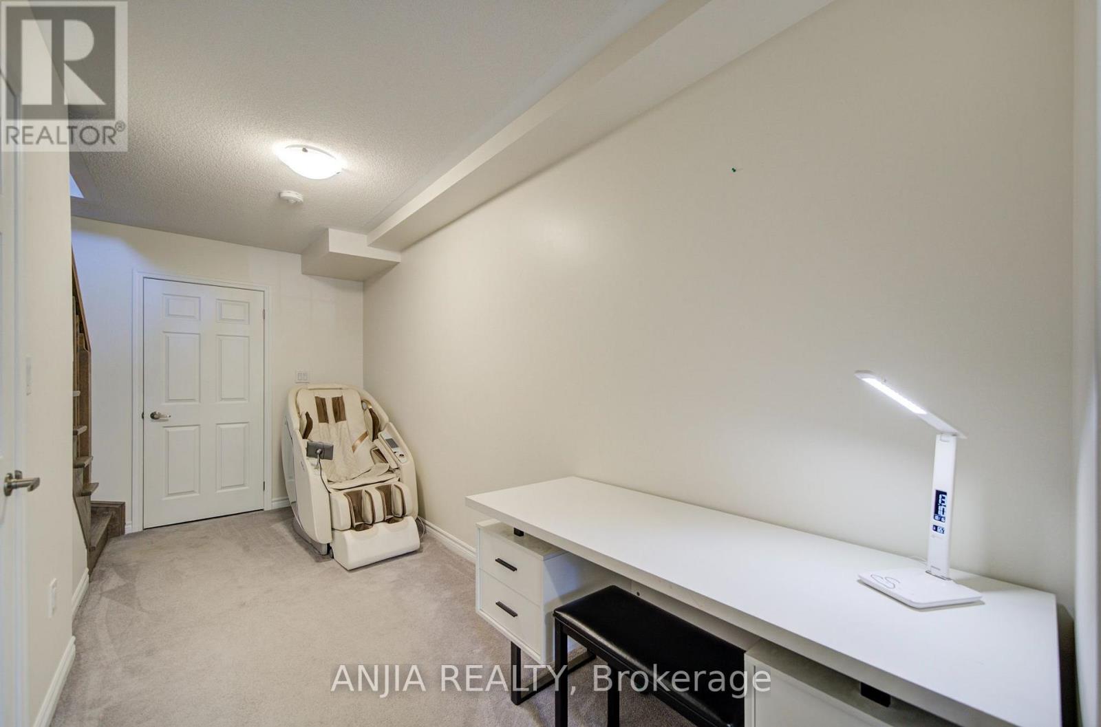 24 Goldeye Street, Whitby, Ontario  L1P 0E5 - Photo 8 - E14096382