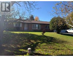 LOWER - 8 UNION STREET, Whitchurch-Stouffville, Ontario