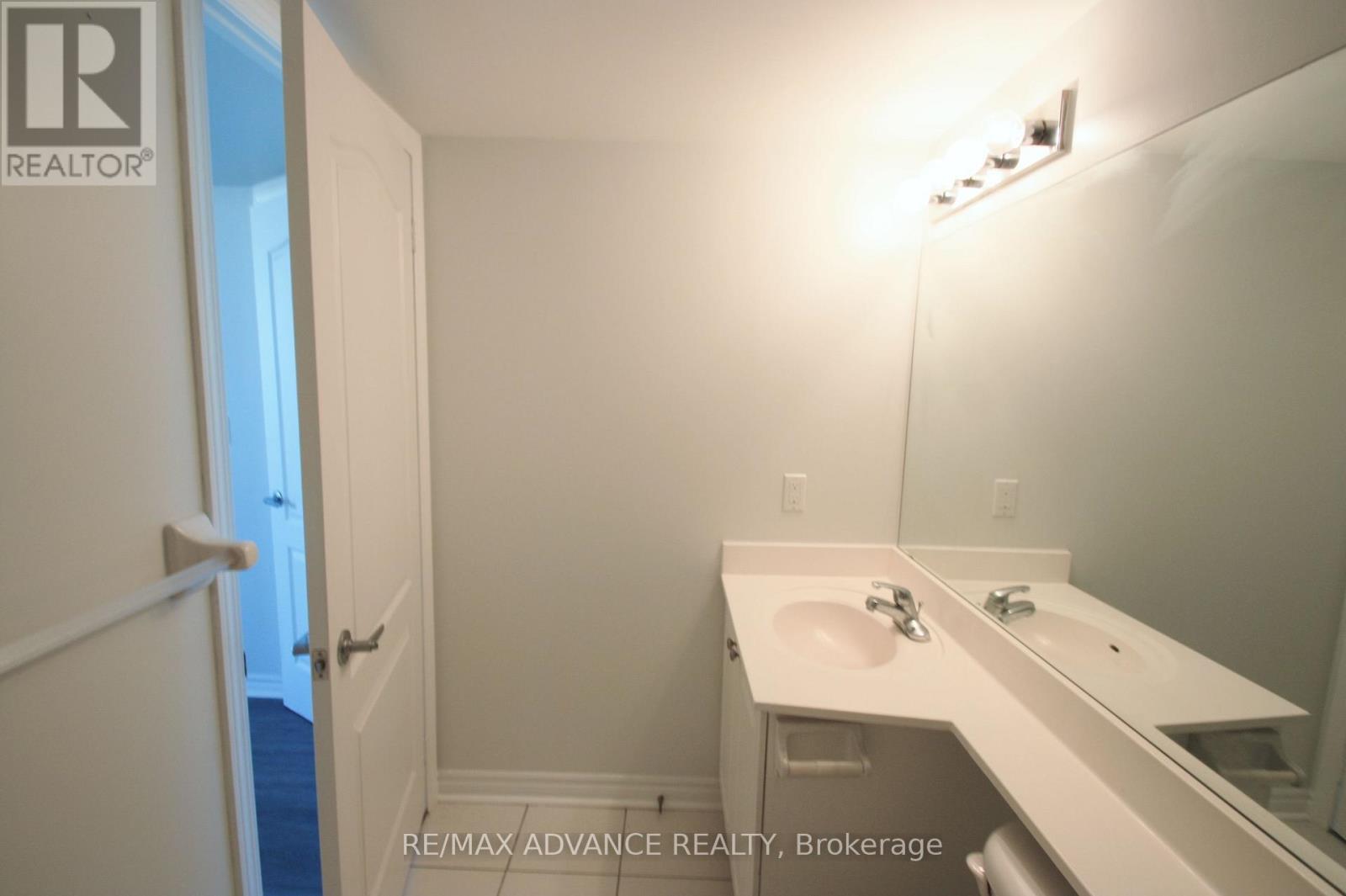 1601 - 1 Elm Drive W, Mississauga, Ontario  L5B 4M1 - Photo 19 - W14096410