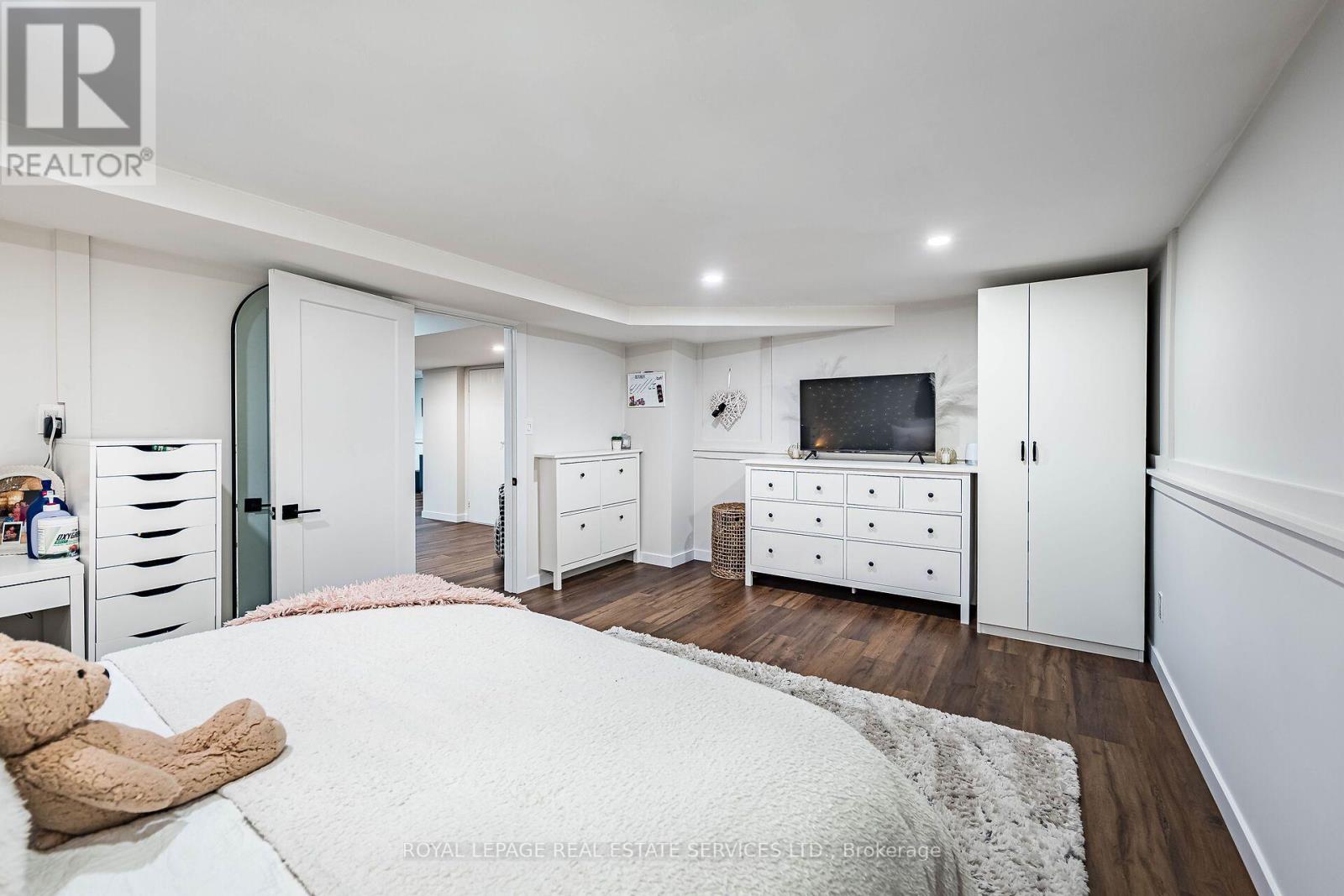 1045 Mannington Lane, Mississauga, Ontario  L4W 3X6 - Photo 40 - W14096414
