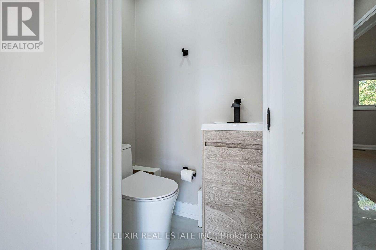 Upper - 135 Nugent Drive, Hamilton, Ontario  L8H 2N3 - Photo 26 - X14096380