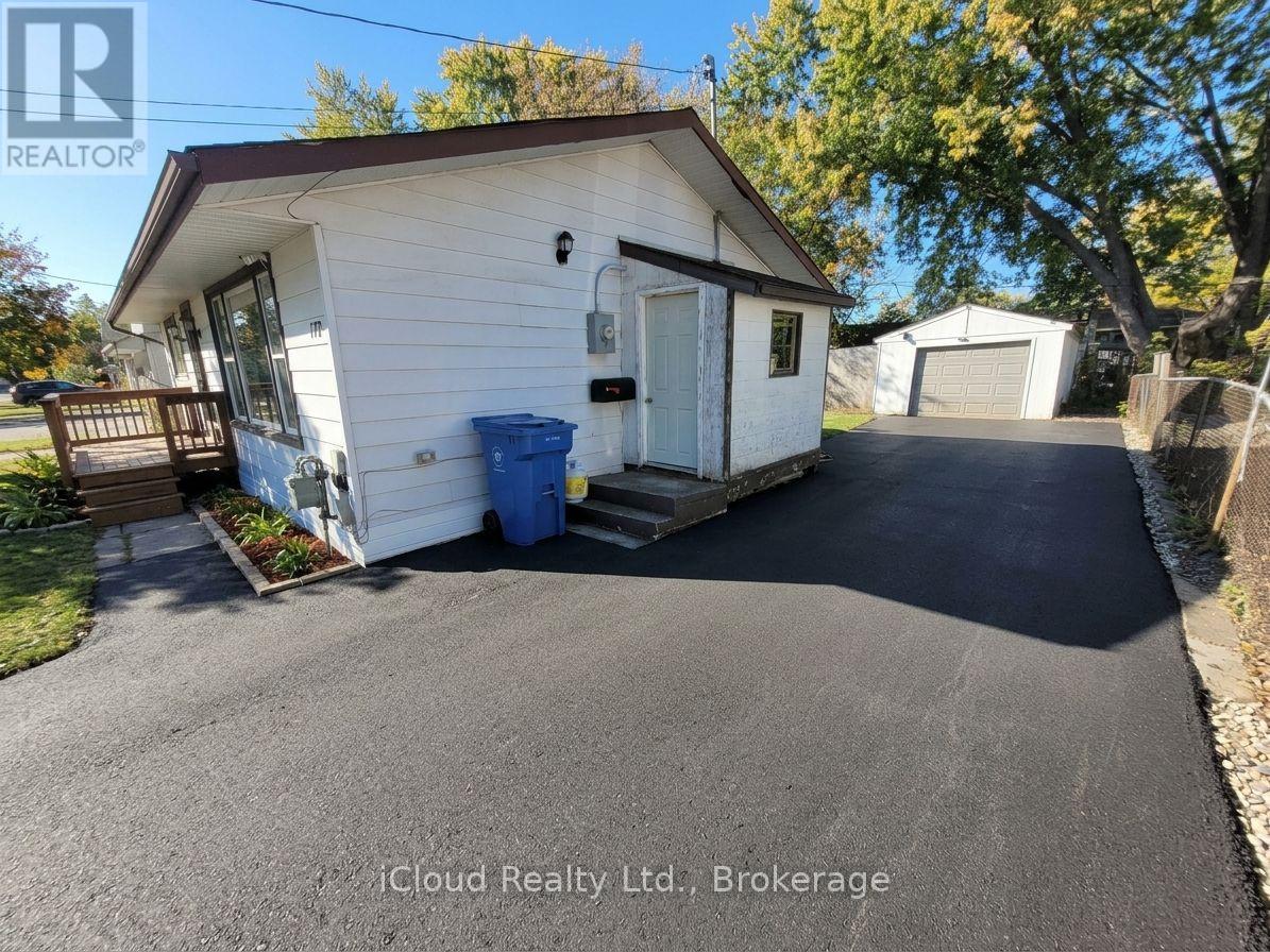 172 Silas Boulevard, Georgina, Ontario  L4P 2K3 - Photo 12 - N13858462