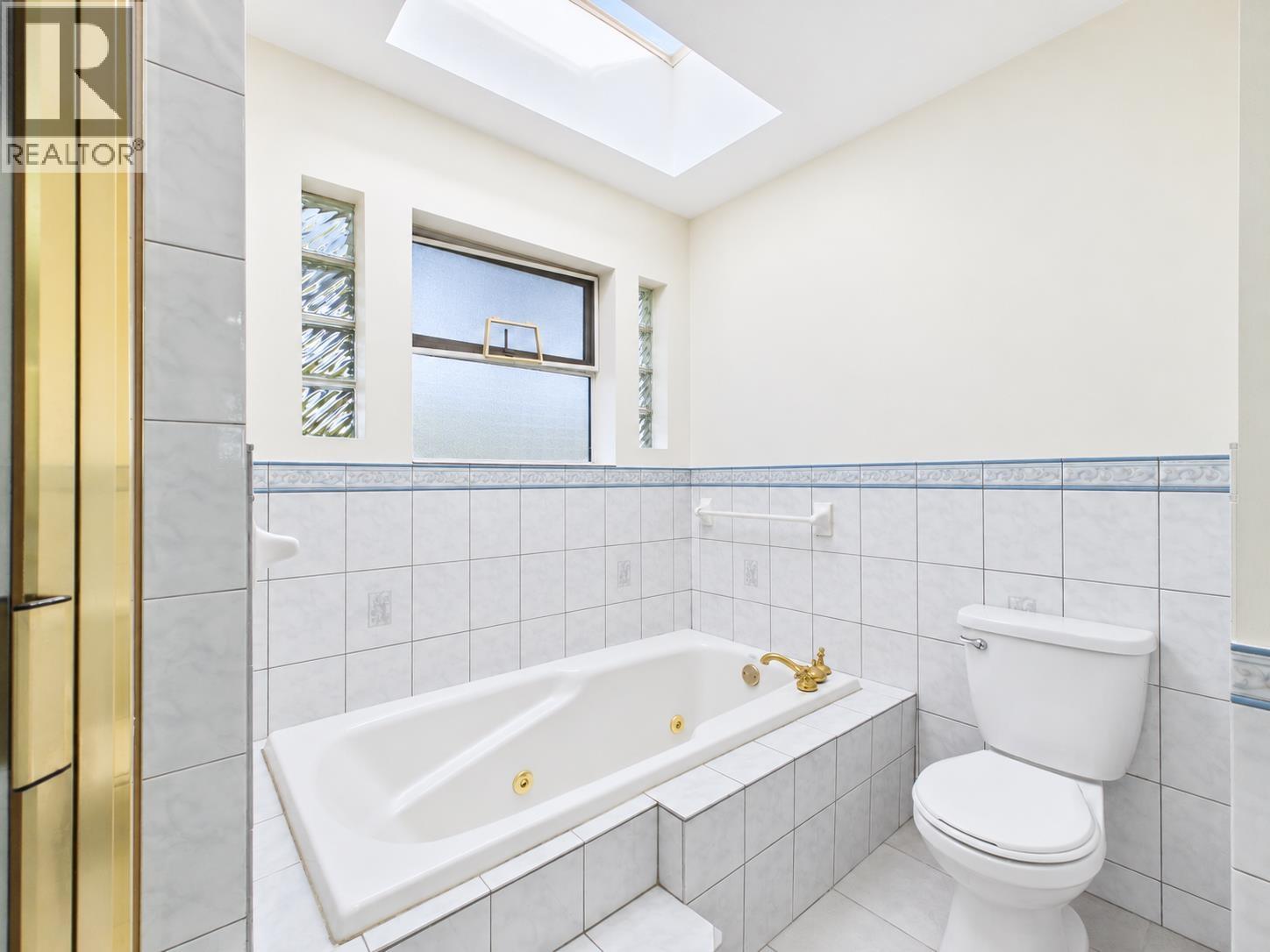 825 Everett Crescent, Burnaby, British Columbia  V5A 2N3 - Photo 20 - R3176713