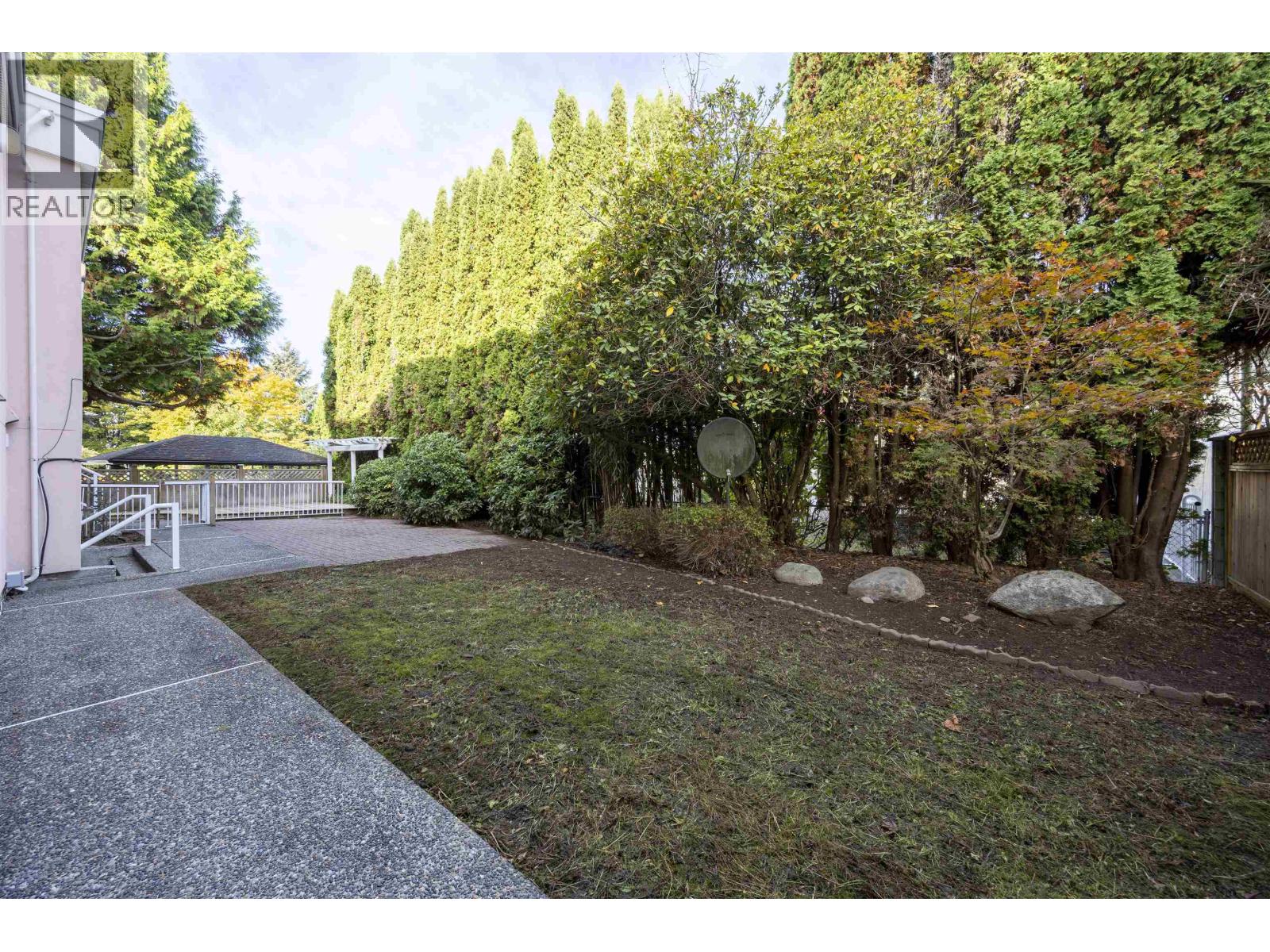 825 Everett Crescent, Burnaby, British Columbia  V5A 2N3 - Photo 34 - R3176713