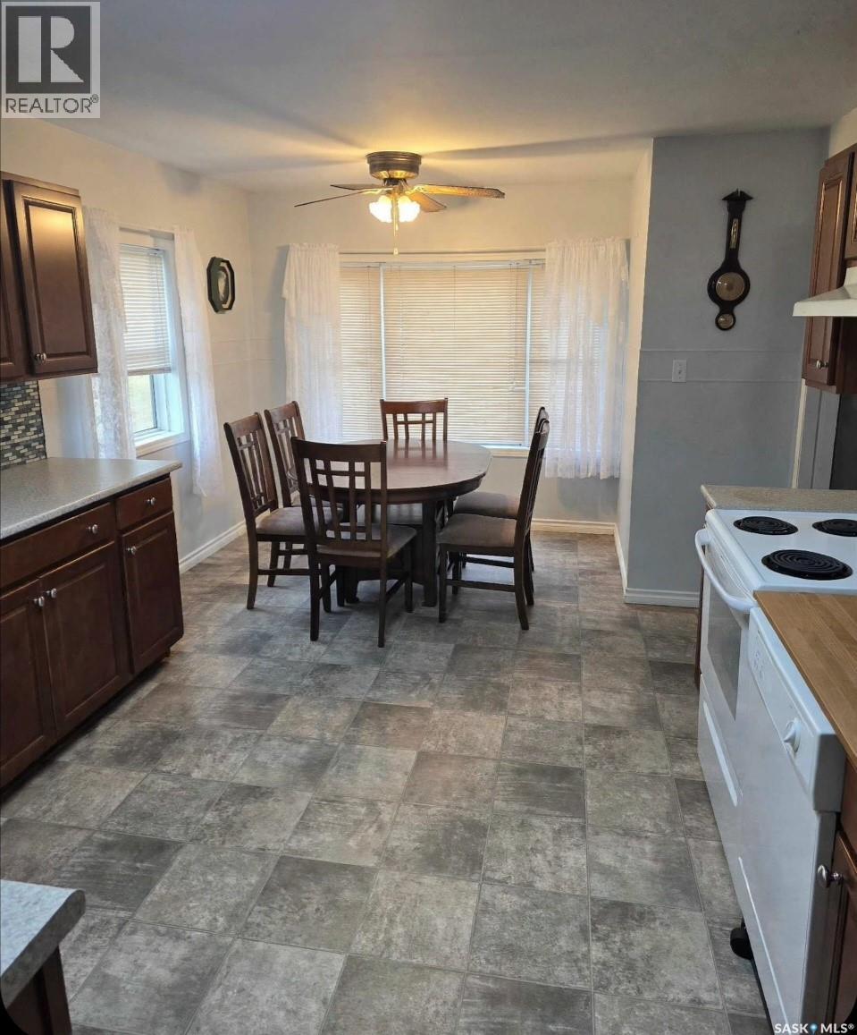 805 4th Street E, Prince Albert, Saskatchewan  S6V 0K6 - Photo 6 - SK051385