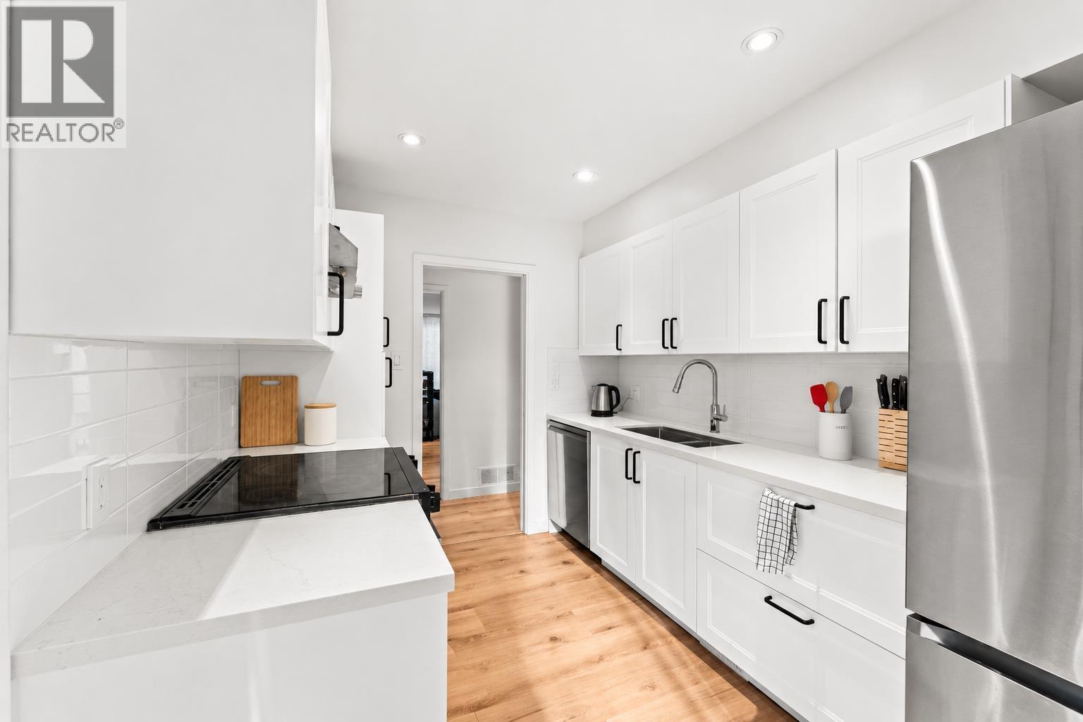915 Wentworth Avenue, North Vancouver, British Columbia  V7R 1R8 - Photo 12 - R3166963