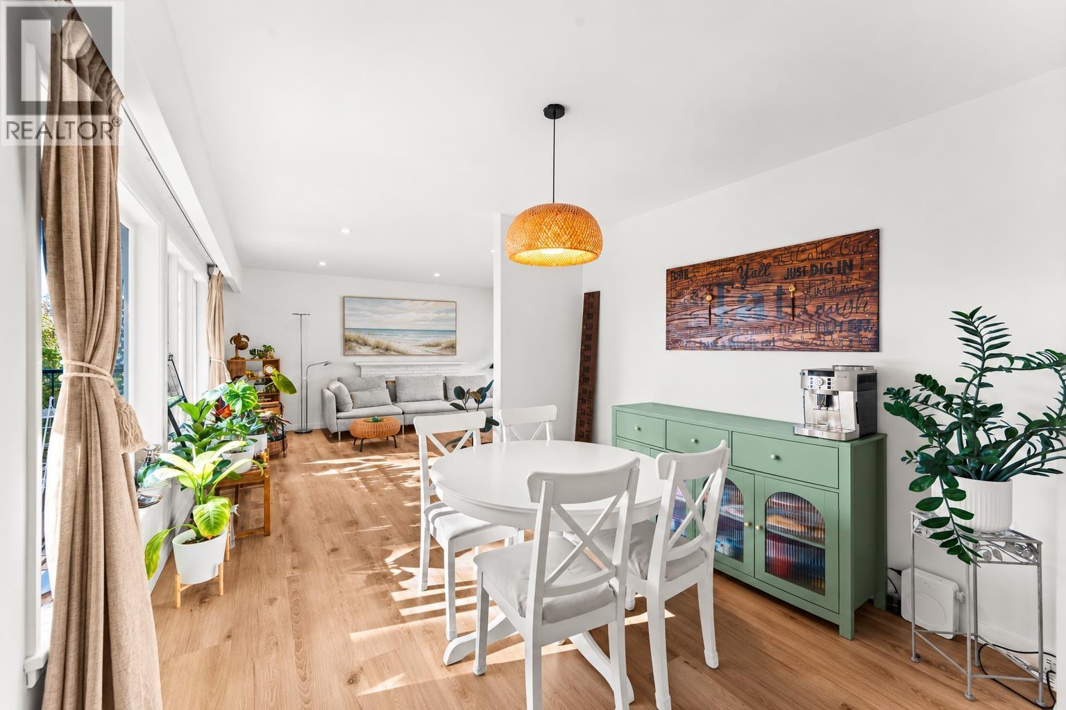 915 Wentworth Avenue, North Vancouver, British Columbia  V7R 1R8 - Photo 10 - R3166963