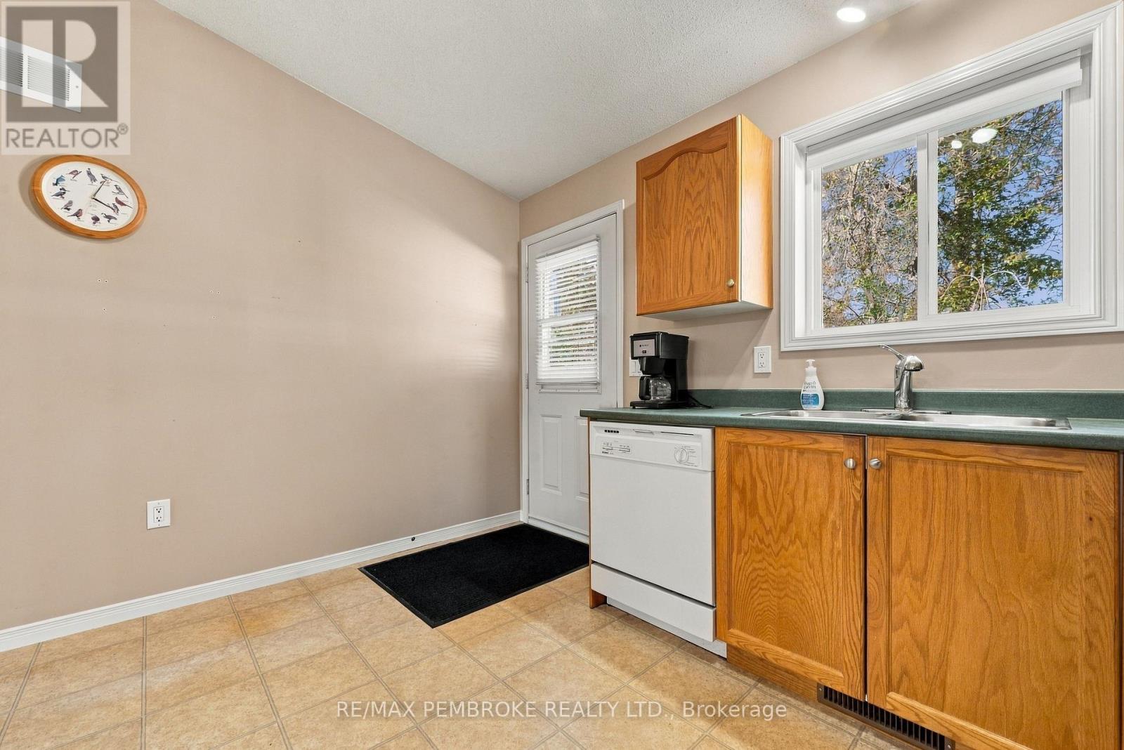 397 Morris Street, Pembroke, Ontario  K8A 8P4 - Photo 17 - X14096460