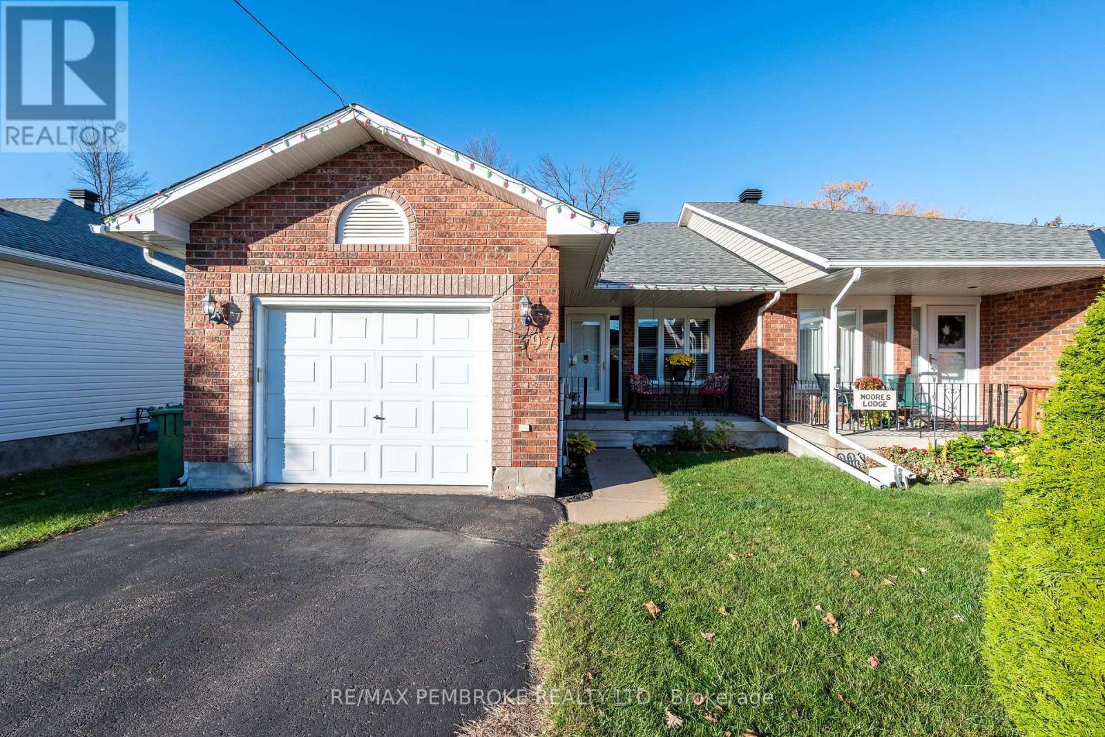 397 Morris Street, Pembroke, Ontario  K8A 8P4 - Photo 3 - X14096460