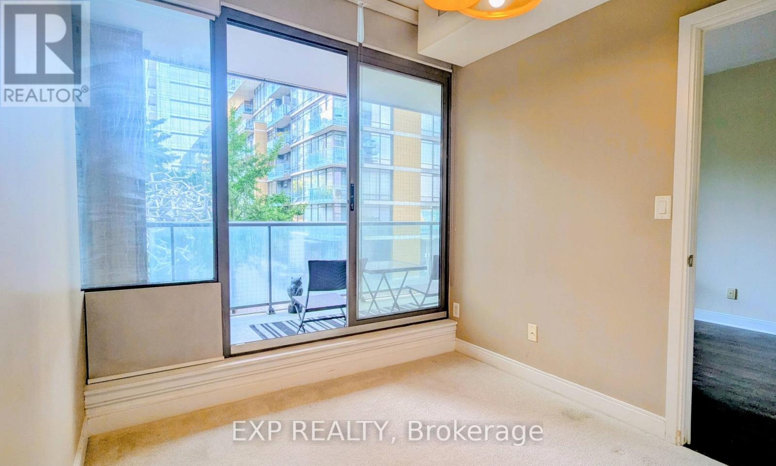 209 - 18 Yorkville Avenue, Toronto, Ontario  M4W 3Y8 - Photo 12 - C13858048