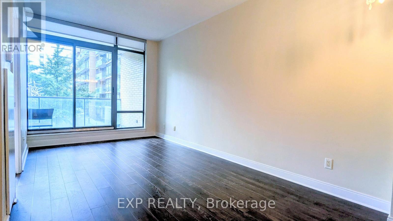 209 - 18 Yorkville Avenue, Toronto, Ontario  M4W 3Y8 - Photo 8 - C13858048