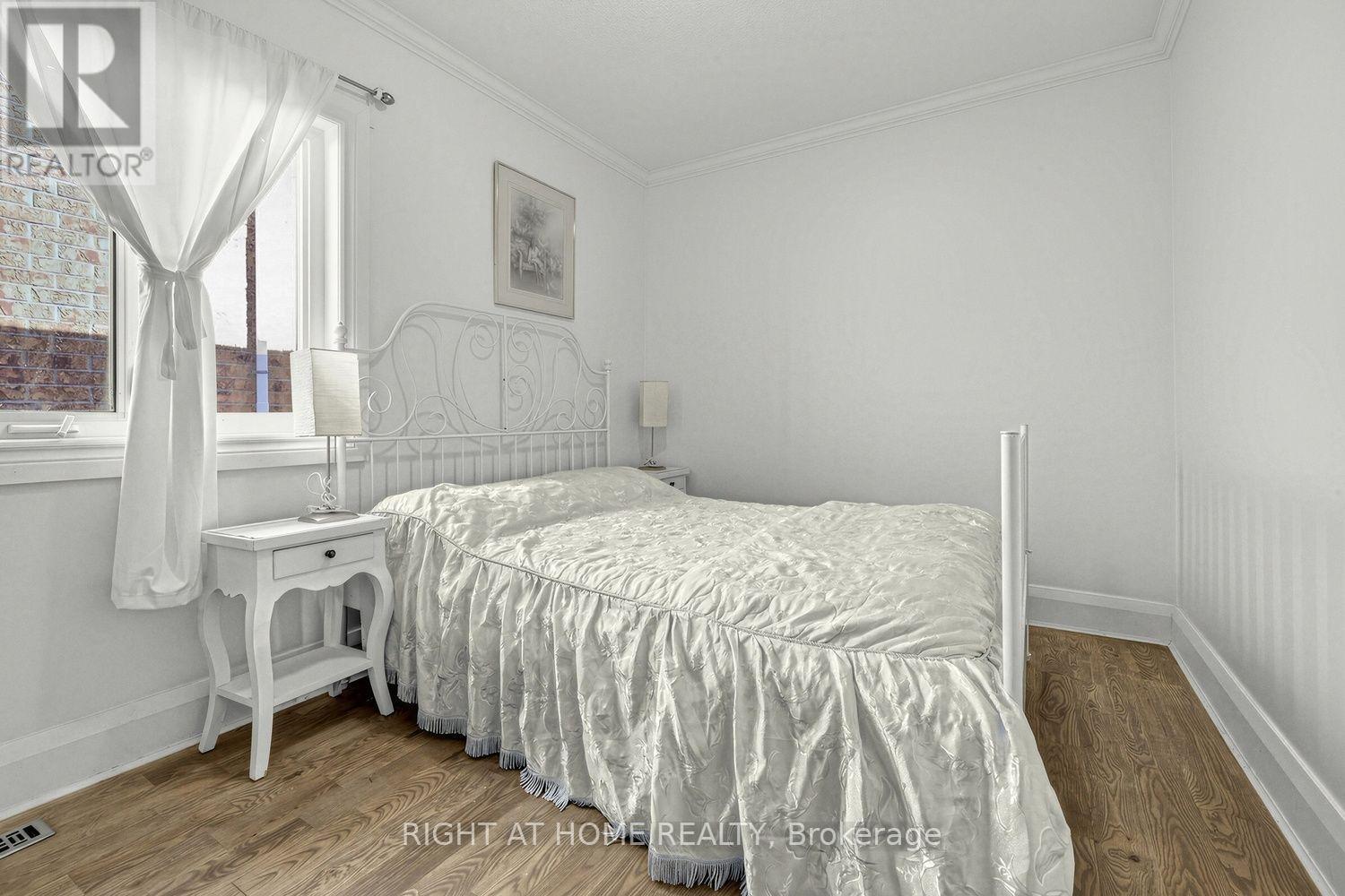 44 Connaught Avenue, Toronto, Ontario  M2M 1G6 - Photo 18 - C14096348