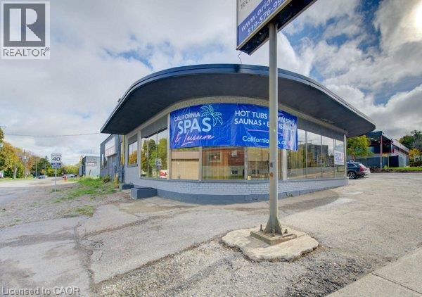 40 W Lancaster Street W, Kitchener, Ontario  N2H 4S9 - Photo 2 - 40872428