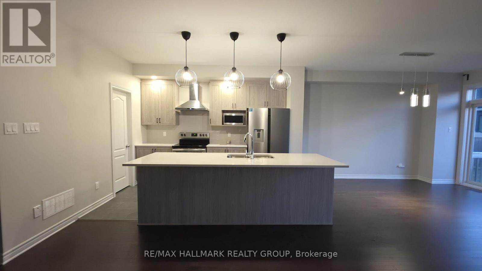 62 Mandevilla Crescent, Ottawa, Ontario  K1T 3V9 - Photo 6 - X14096430