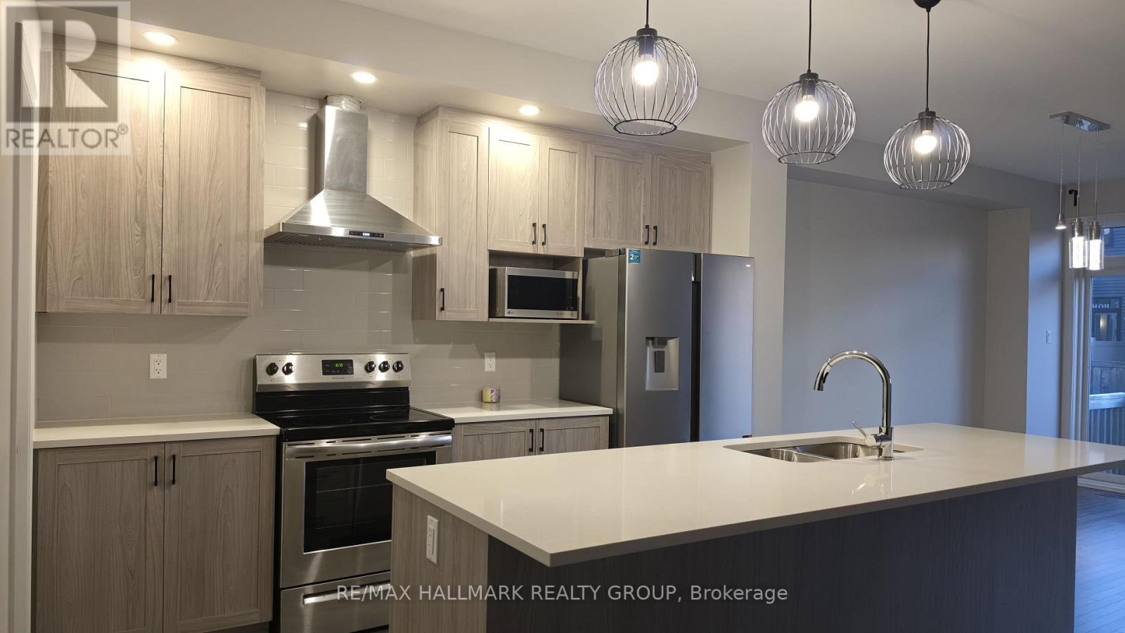 62 Mandevilla Crescent, Ottawa, Ontario  K1T 3V9 - Photo 7 - X14096430
