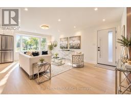 60 WARNER AVENUE, Toronto, Ontario
