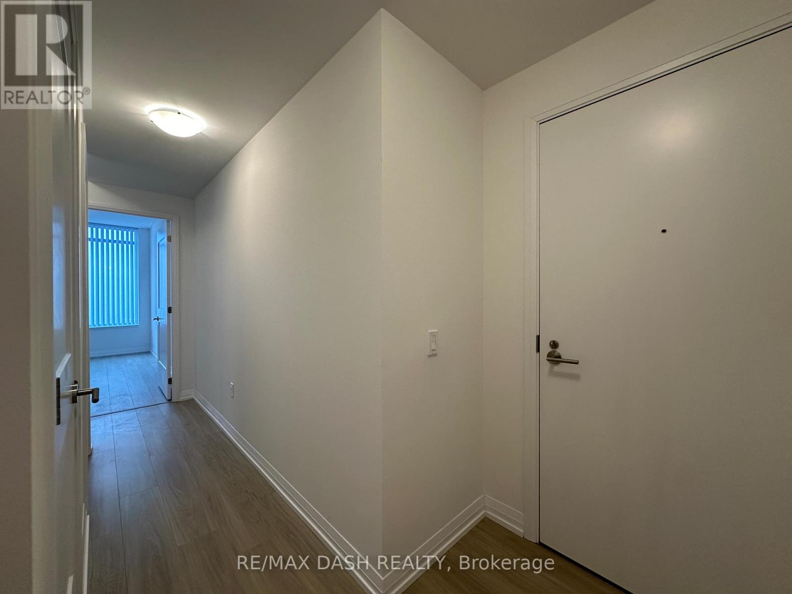 2009 - 25 Holly Street, Toronto, Ontario  M4S 0E3 - Photo 4 - C14096470