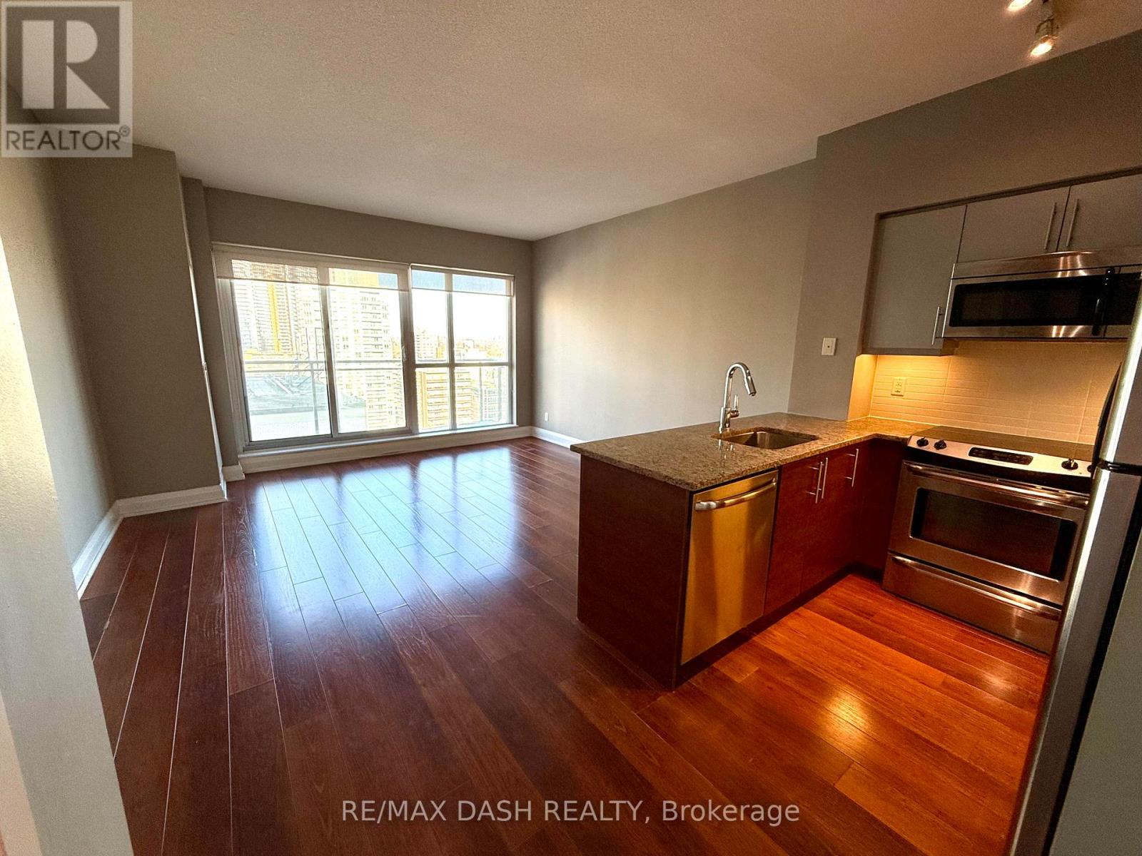 1401 - 83 Redpath Avenue, Toronto, Ontario  M4S 2J9 - Photo 3 - C14096486