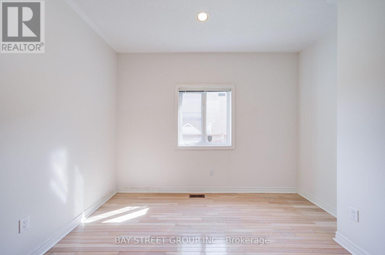 13 Pembrooke Road, Markham, Ontario  L6C 2L2 - Photo 22 - N14096416