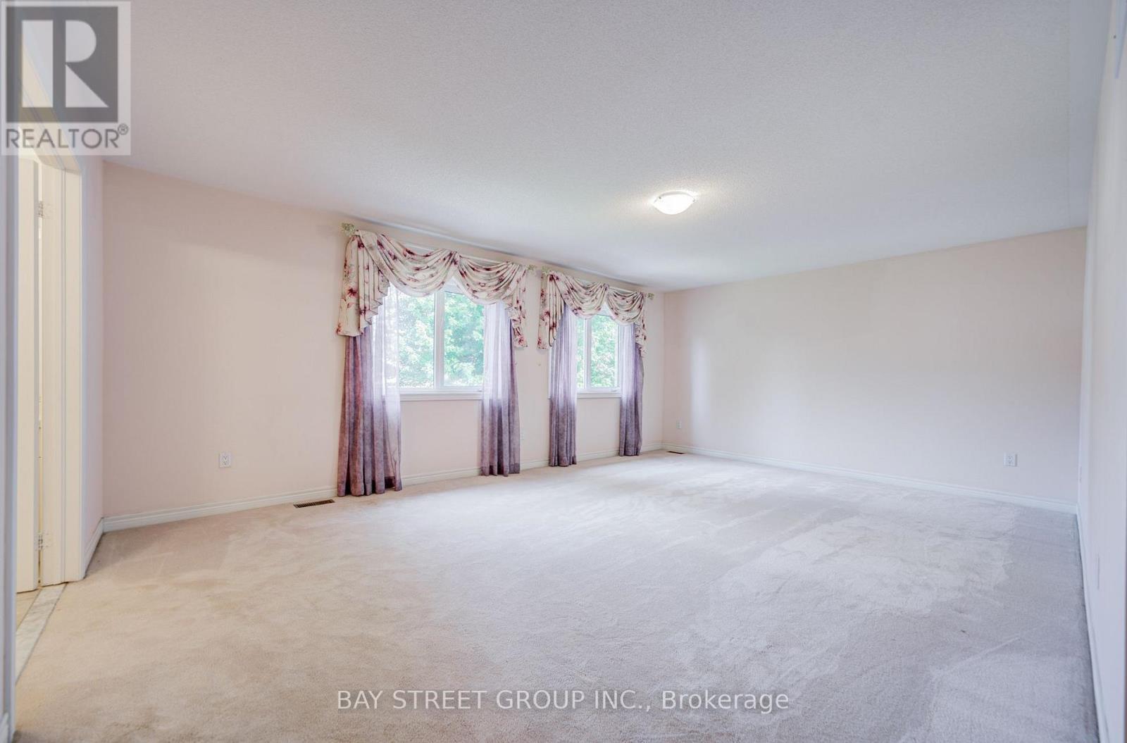 13 Pembrooke Road, Markham, Ontario  L6C 2L2 - Photo 30 - N14096416