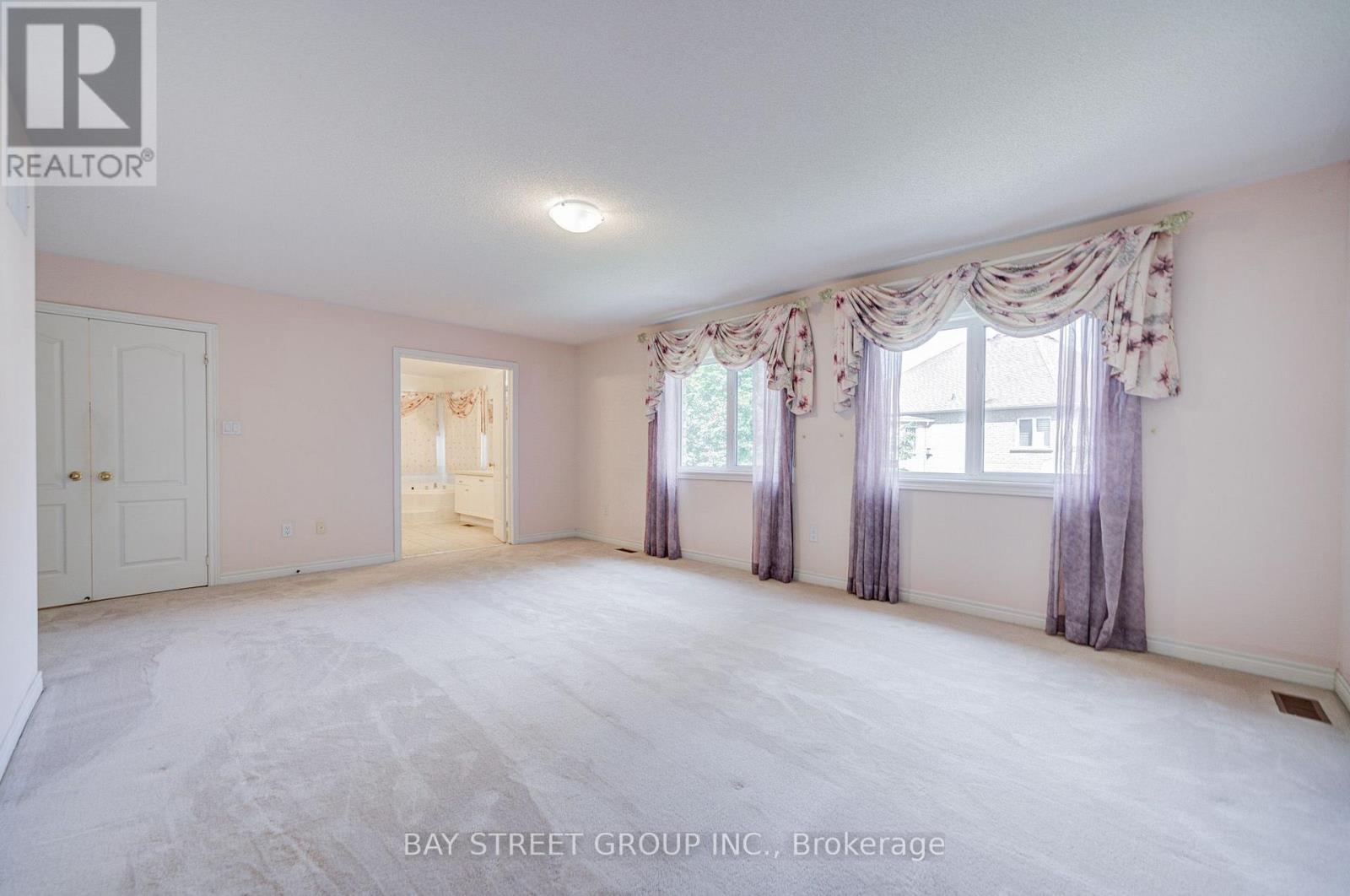13 Pembrooke Road, Markham, Ontario  L6C 2L2 - Photo 32 - N14096416