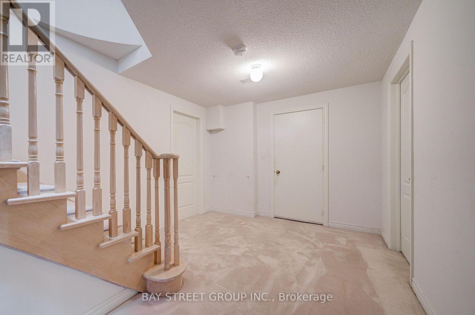13 Pembrooke Road, Markham, Ontario  L6C 2L2 - Photo 45 - N14096416