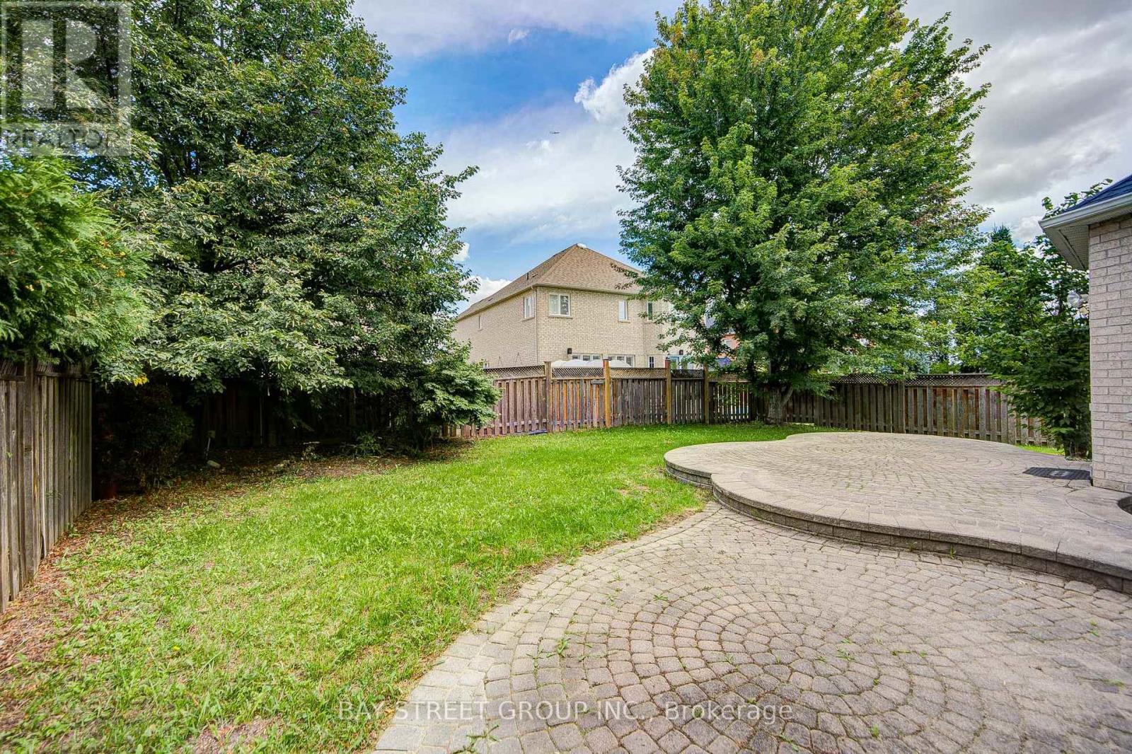 13 Pembrooke Road, Markham, Ontario  L6C 2L2 - Photo 48 - N14096416