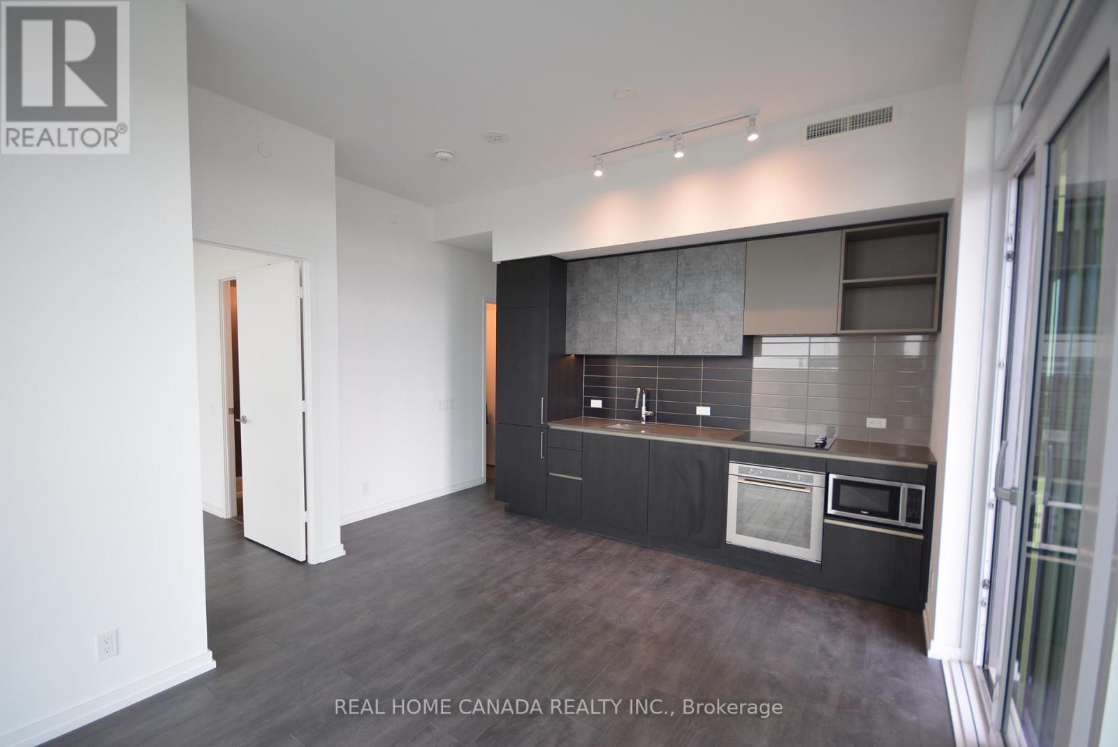 1712 - 7890 Jane Street, Vaughan, Ontario  L4K 0K9 - Photo 4 - N14096422