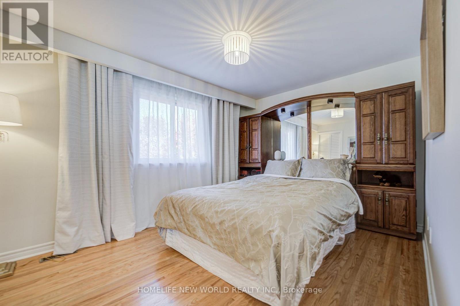346 Melores Drive, Burlington, Ontario  L7L 4T8 - Photo 22 - W14096418