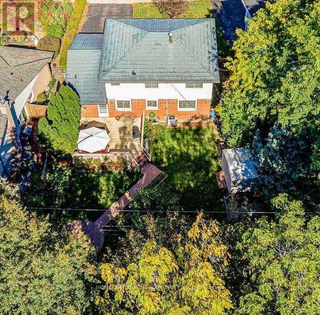 346 Melores Drive, Burlington, Ontario  L7L 4T8 - Photo 4 - W14096418