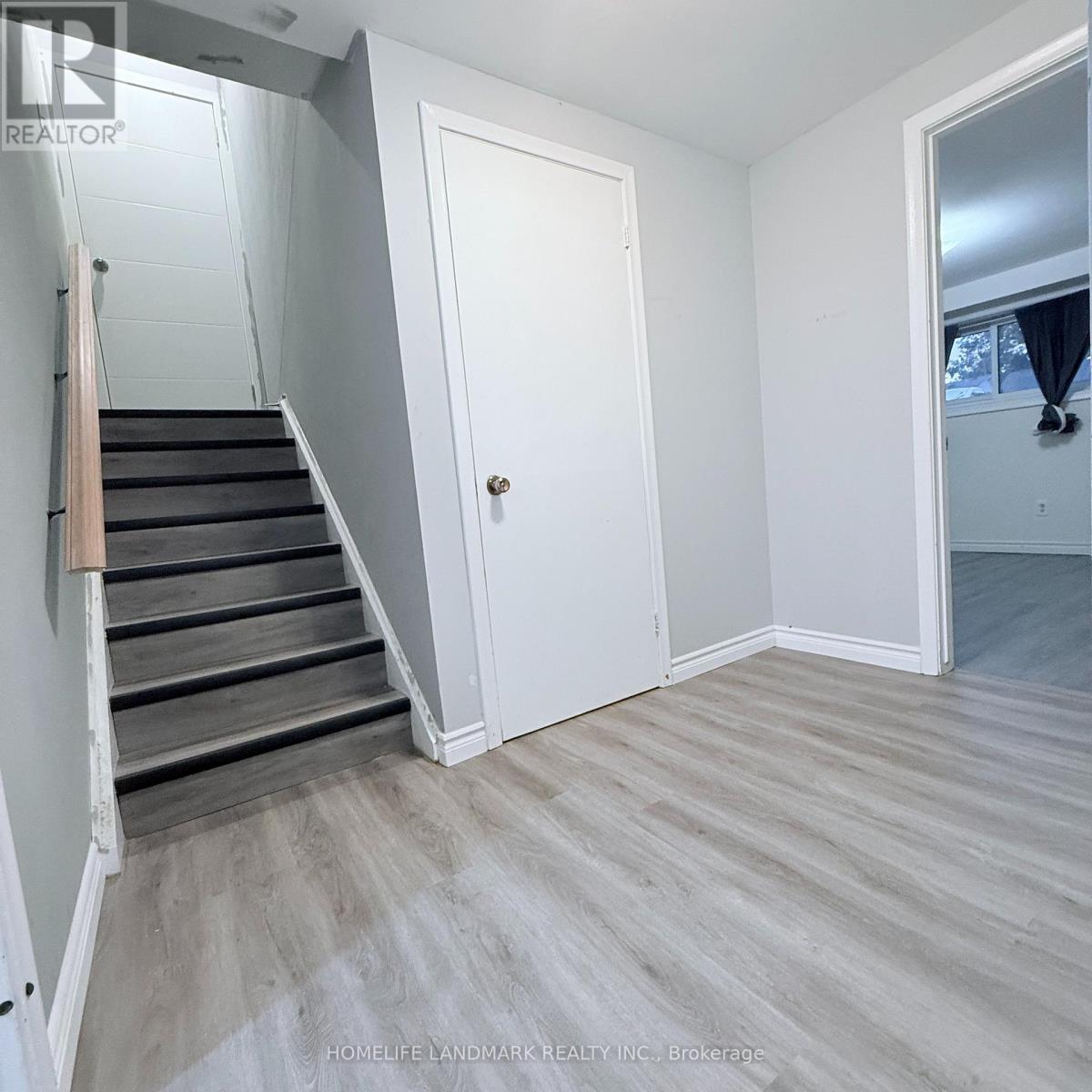 31 Country Club Drive, Hamilton, Ontario  L8K 5W4 - Photo 11 - X14096444