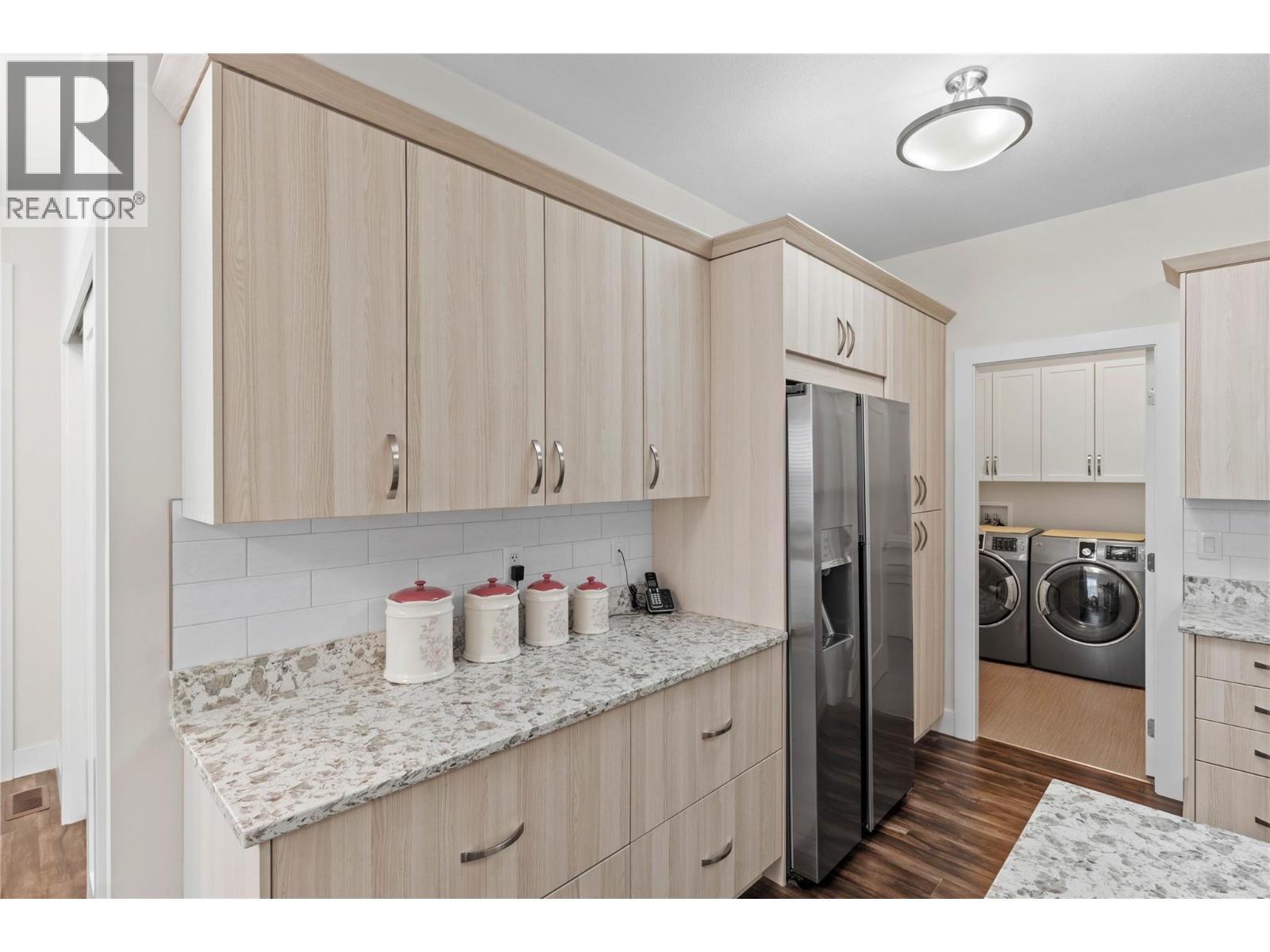 710 Hayward Place, Kamloops, British Columbia  V2B 0G1 - Photo 15 - 10404071
