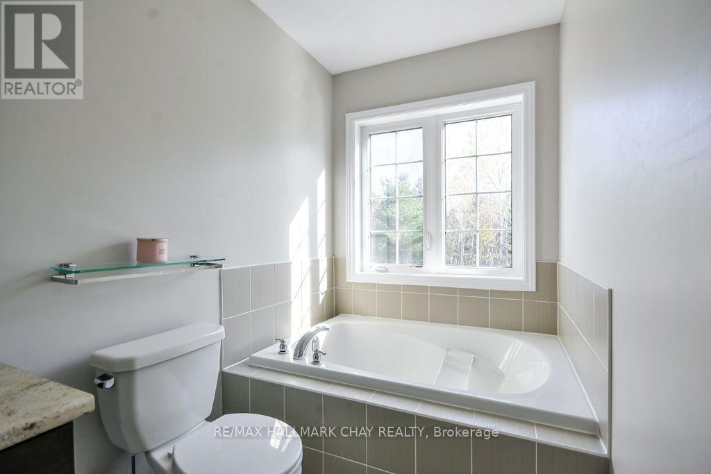 114 Blanchard Crescent, Essa (Angus), Ontario  L0M 1B5 - Photo 24 - N14096524