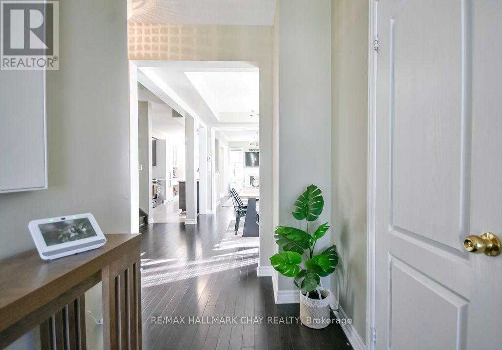 114 Blanchard Crescent, Essa (Angus), Ontario  L0M 1B5 - Photo 6 - N14096524