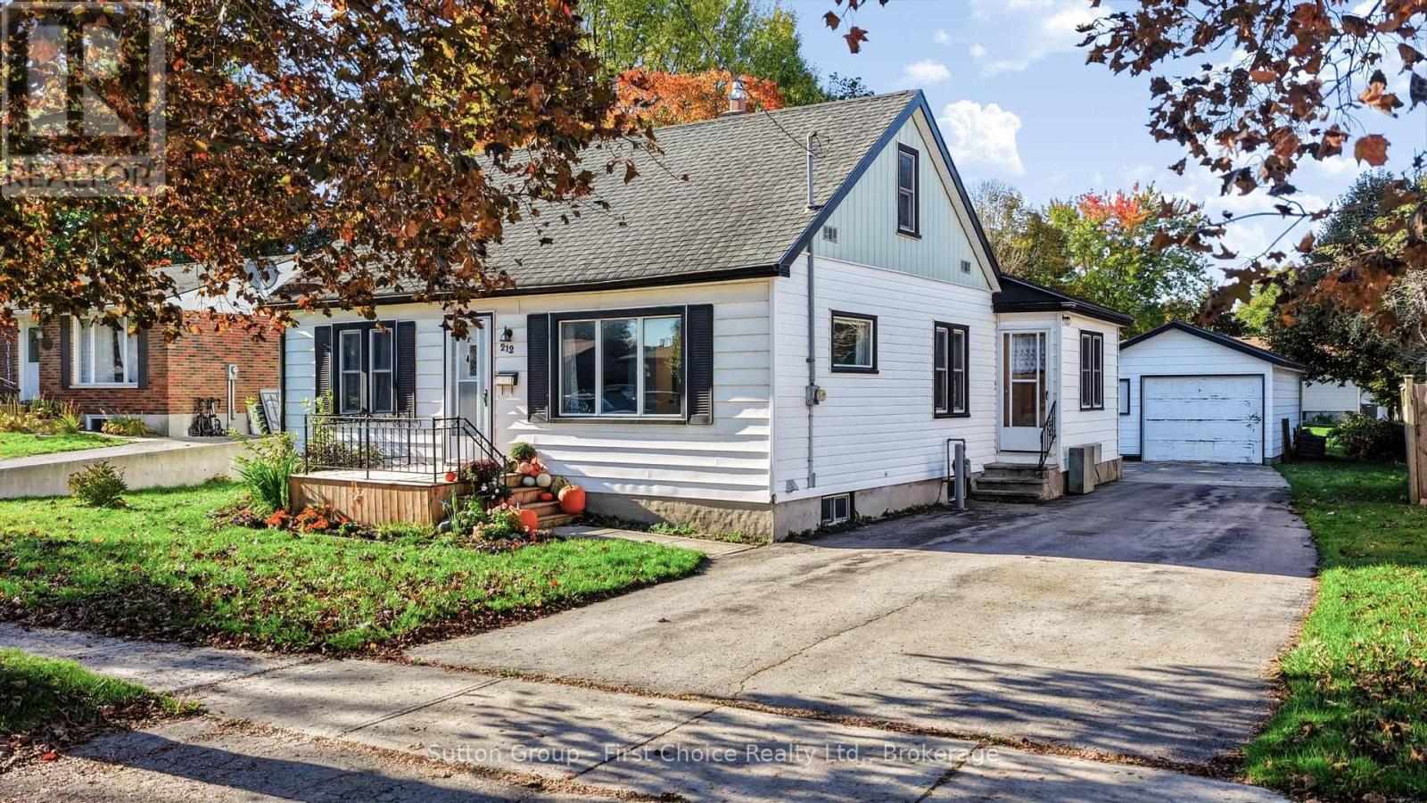 212 MARY STREET, goderich (goderich (town)), Ontario