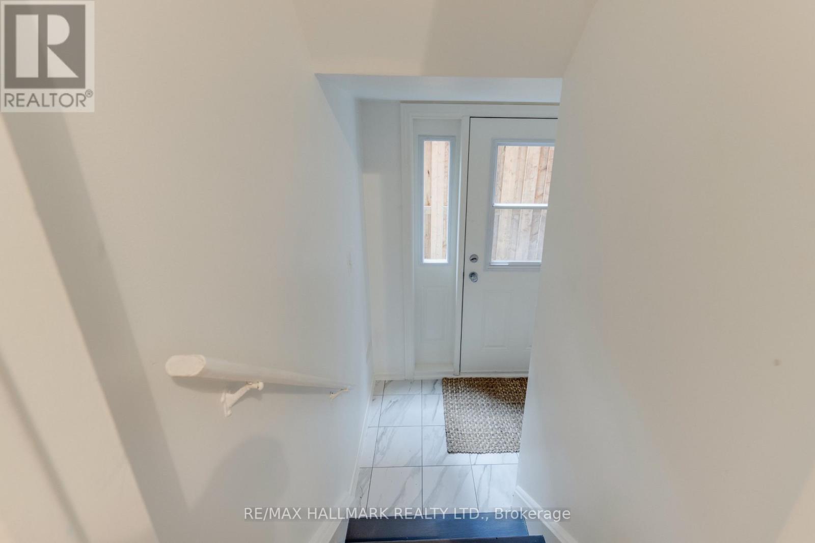 45 Sorauren Avenue, Toronto, Ontario M6R 2C8 - Photo 13 - W14096504