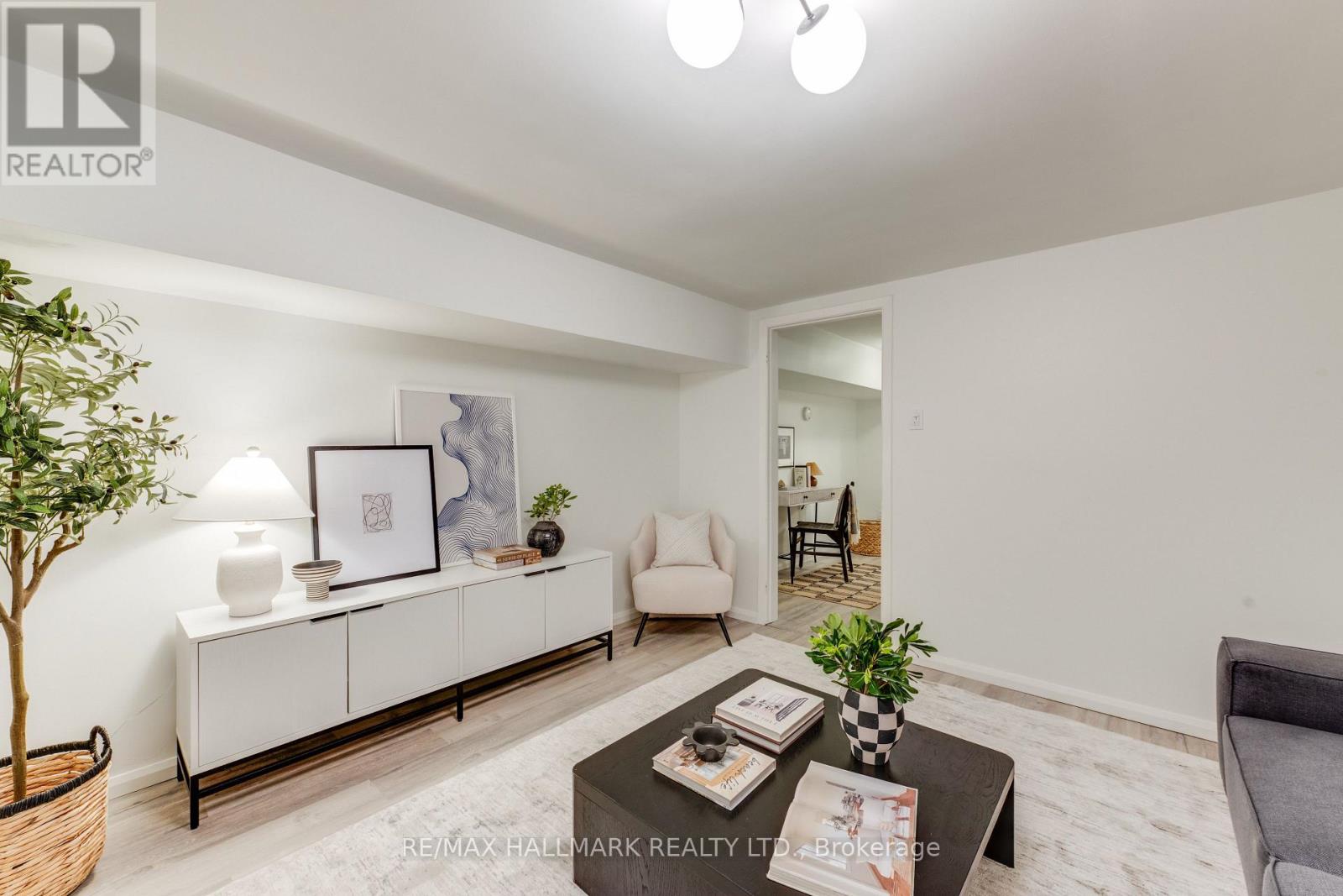 45 Sorauren Avenue, Toronto, Ontario M6R 2C8 - Photo 35 - W14096504