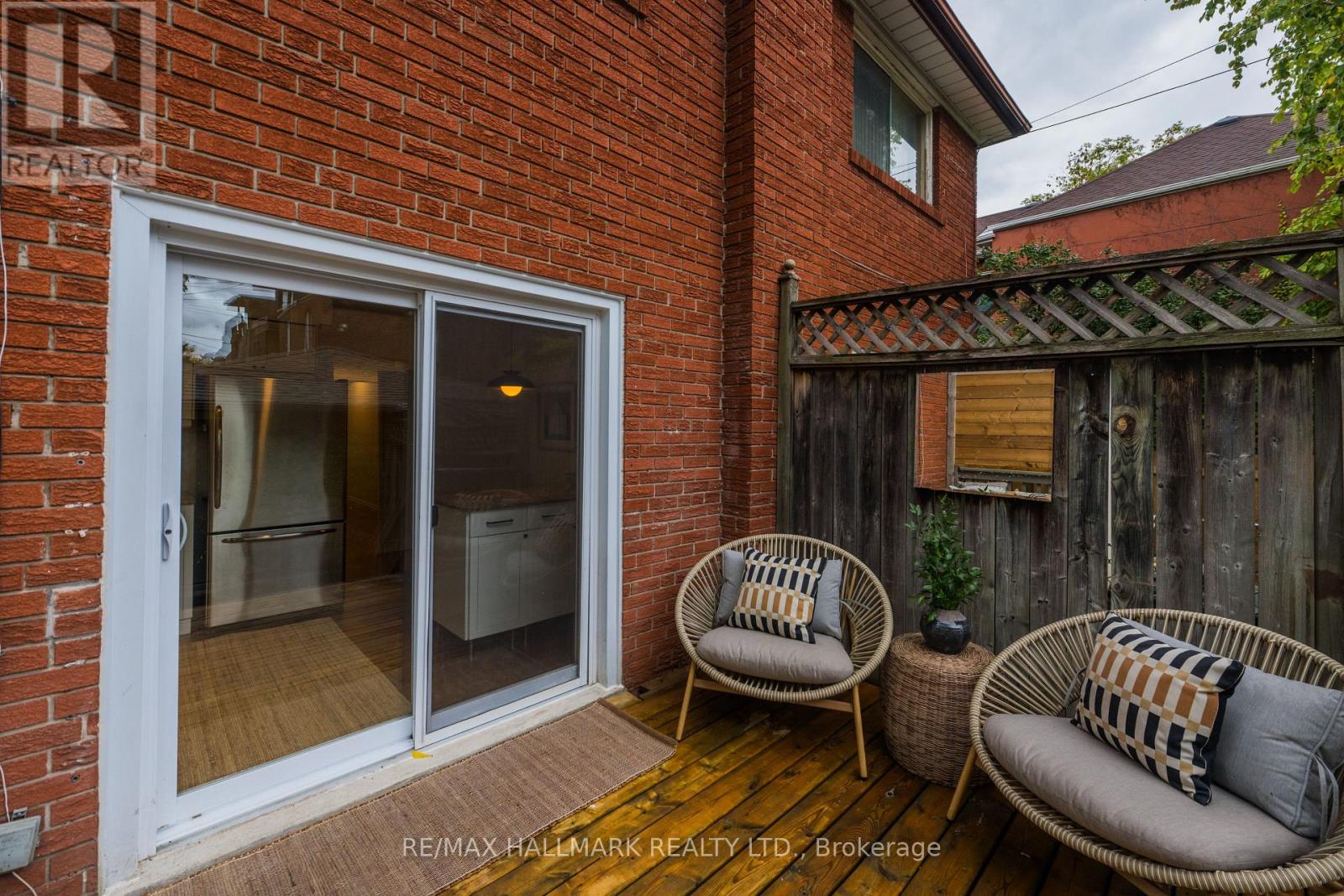45 Sorauren Avenue, Toronto, Ontario M6R 2C8 - Photo 44 - W14096504